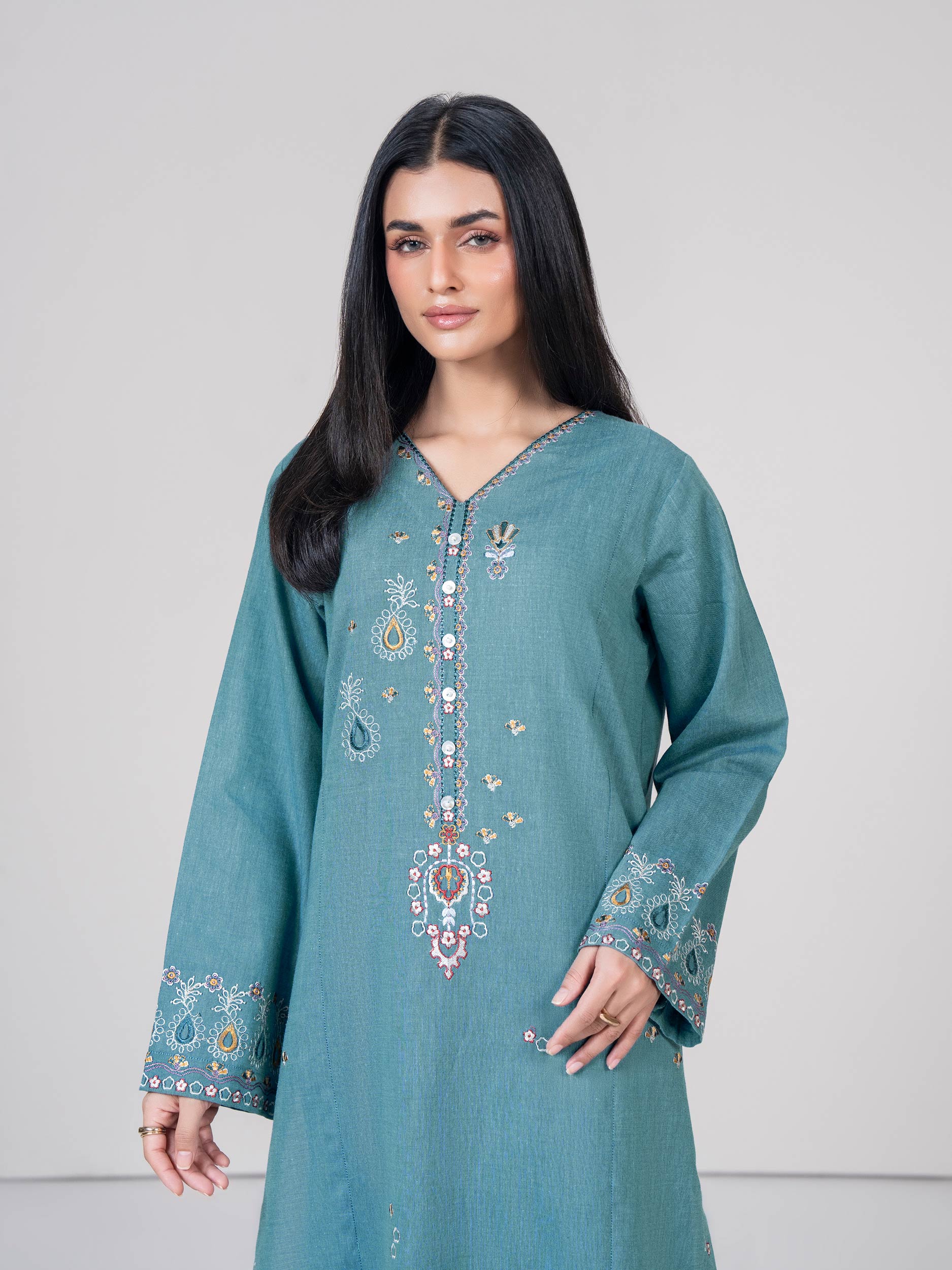 2 Piece Yarn Dyed Suit- Embroidered (Pret) - Image 2