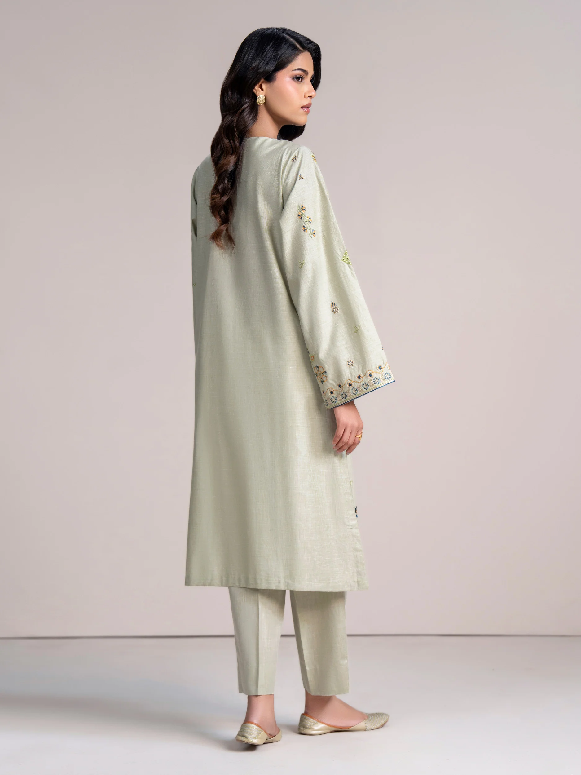 2 Piece Yarn Dyed Suit- Embroidered (Pret) - Image 4