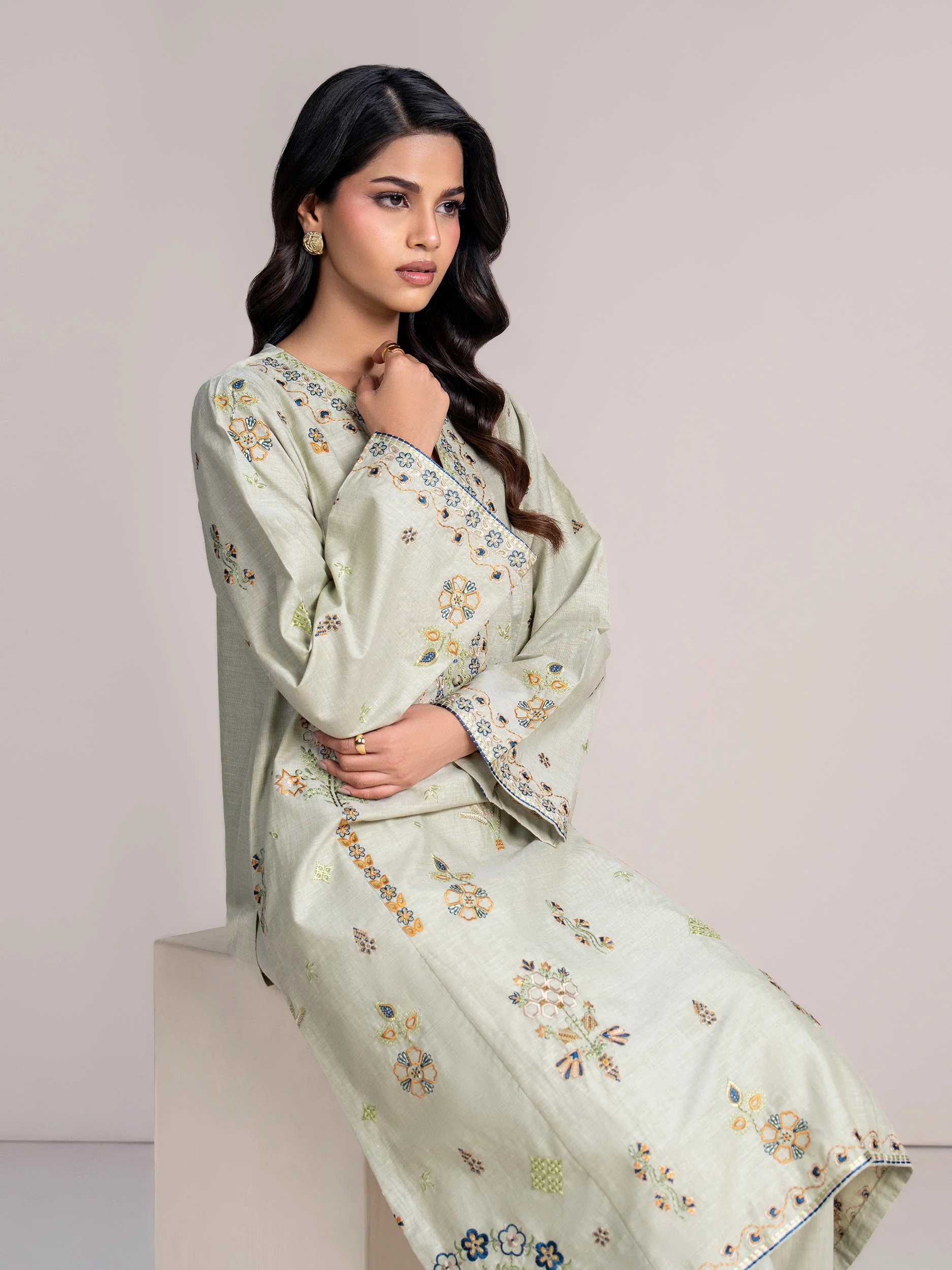 2 Piece Yarn Dyed Suit- Embroidered (Pret) - Image 6