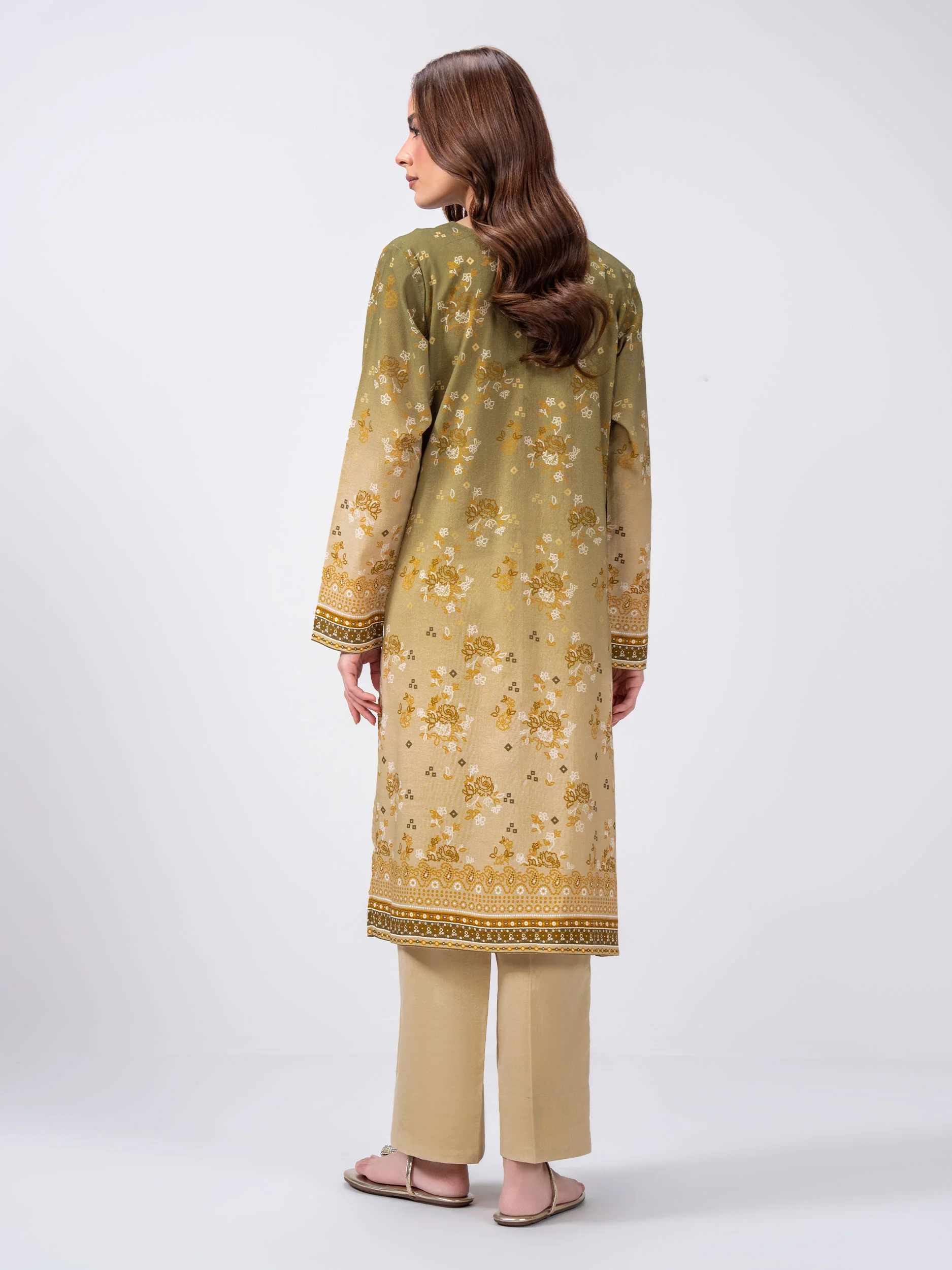 2 Piece Khaddar Suit- Embroidered (Pret) - Image 3
