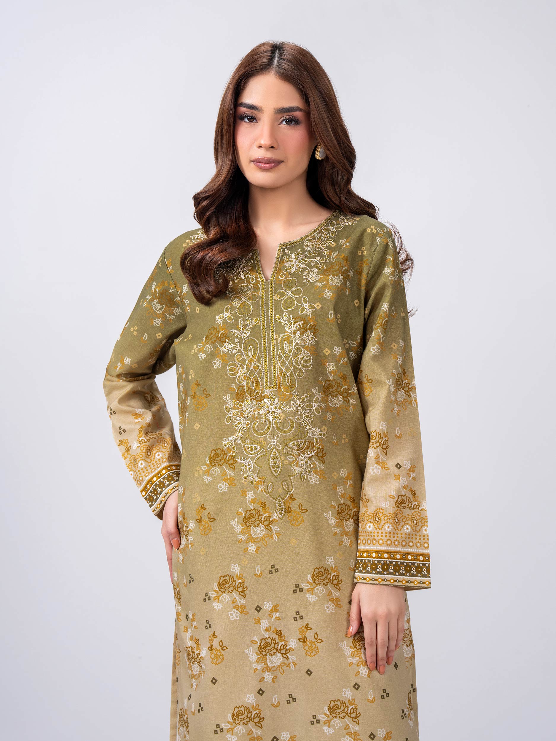 2 Piece Khaddar Suit- Embroidered (Pret) - Image 5