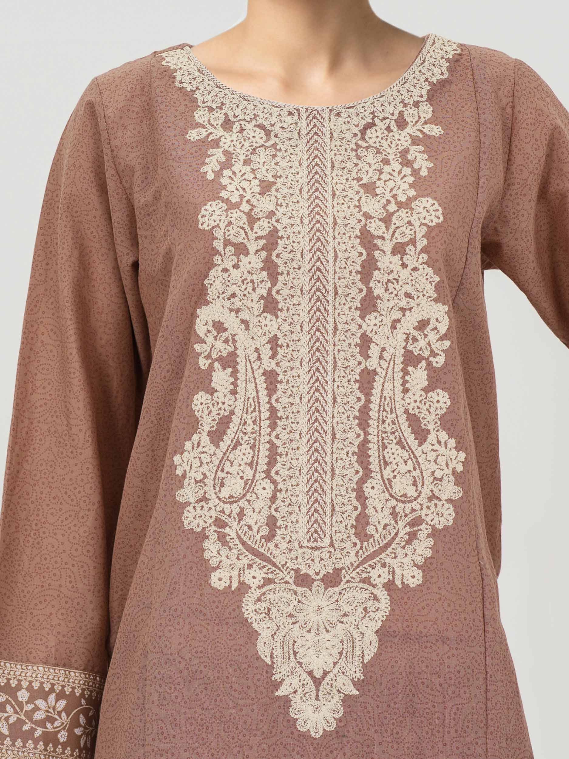 3 Piece Khaddar Suit- Embroidered (Pret) - Image 3