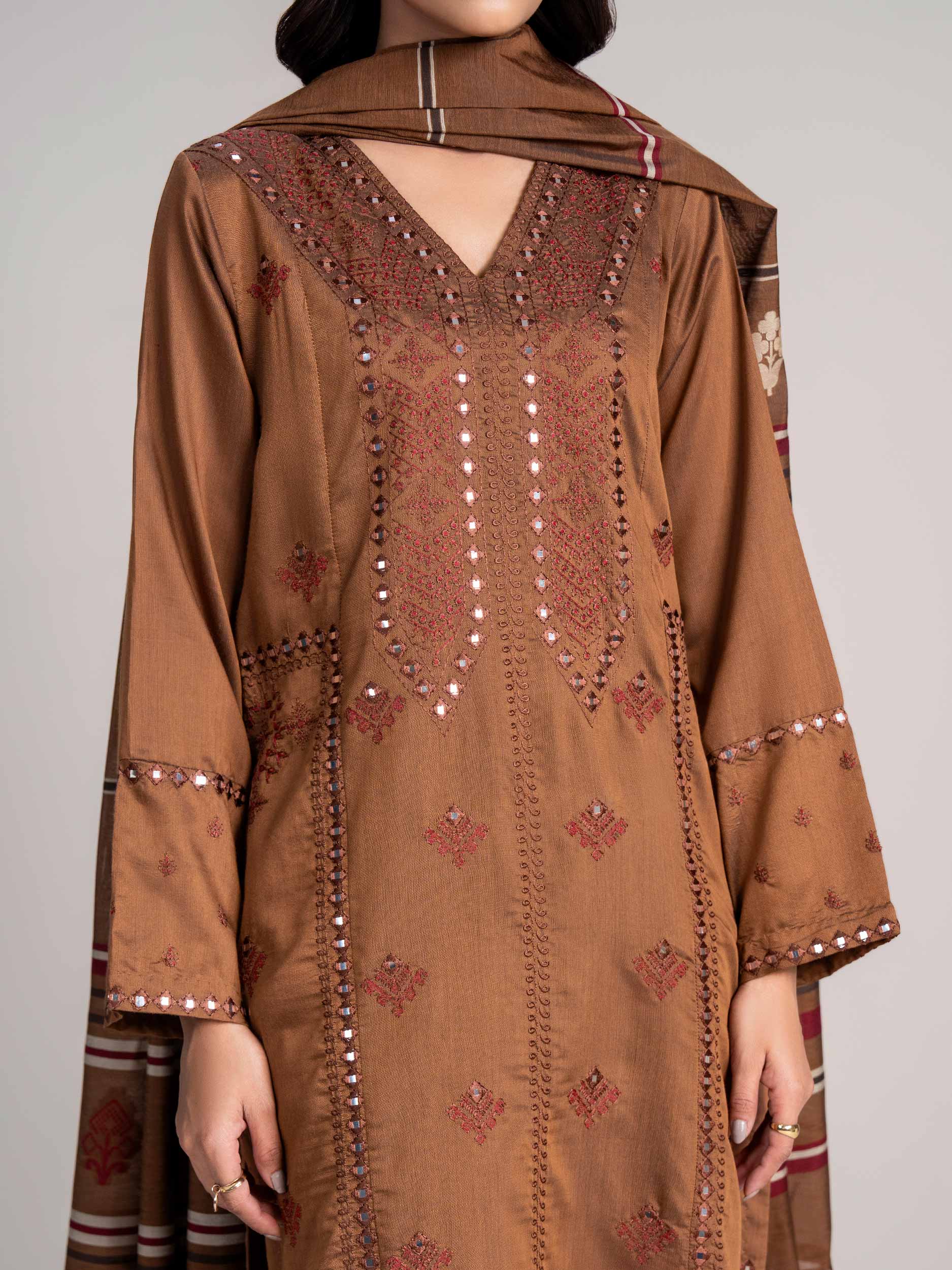 3 Piece Yarn Dyed Suit- Embroidered (Pret) - Image 6