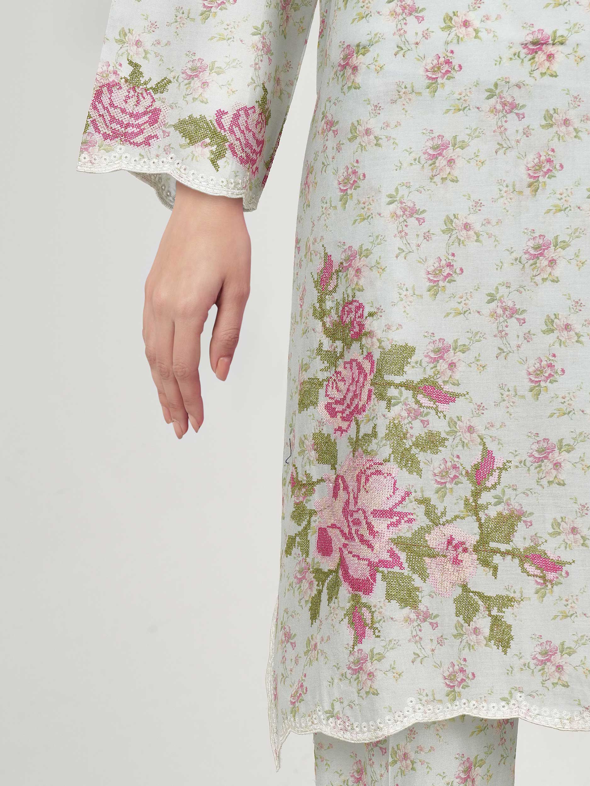 2 Piece Lawn Suit- Embroidered (Pret) - Image 5