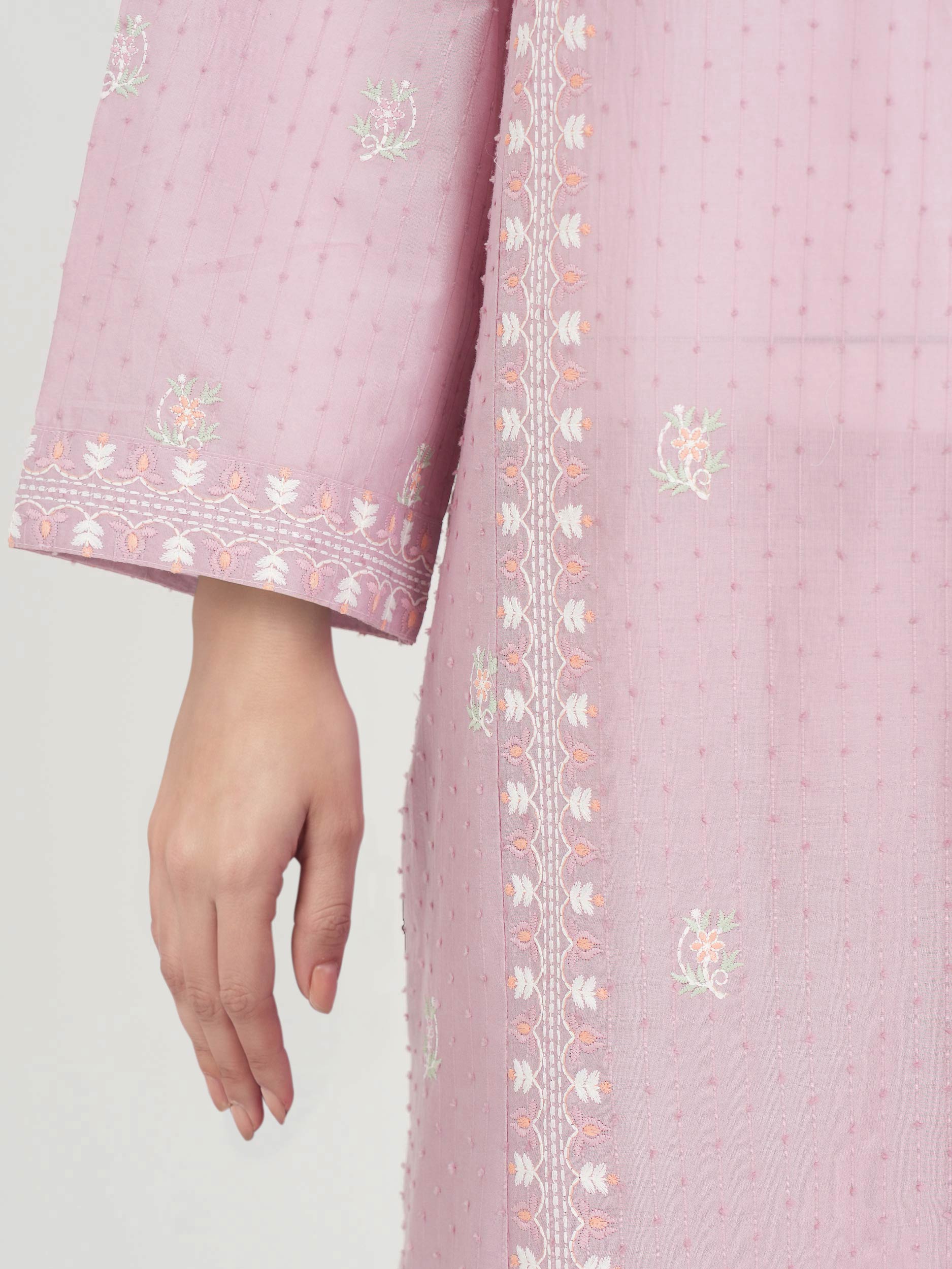 3 Piece Lawn Texture Suit- Embroidered (Pret) - Image 4