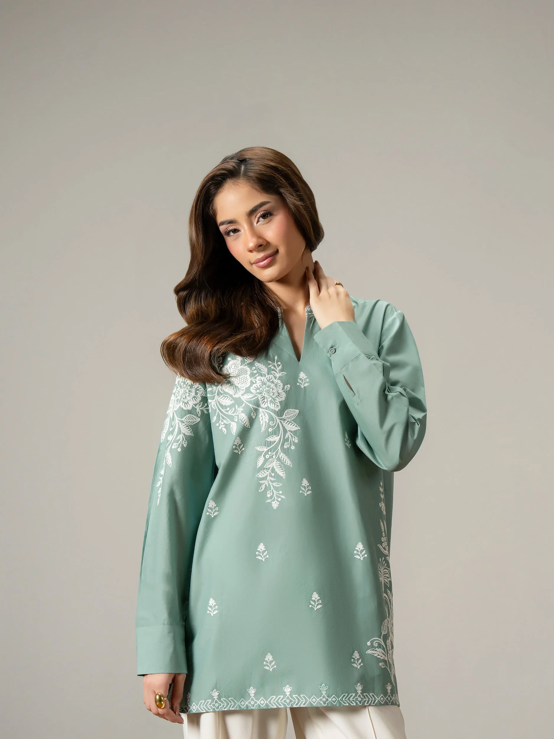 Cambric Kurti-Embroidered (Pret) - Image 4
