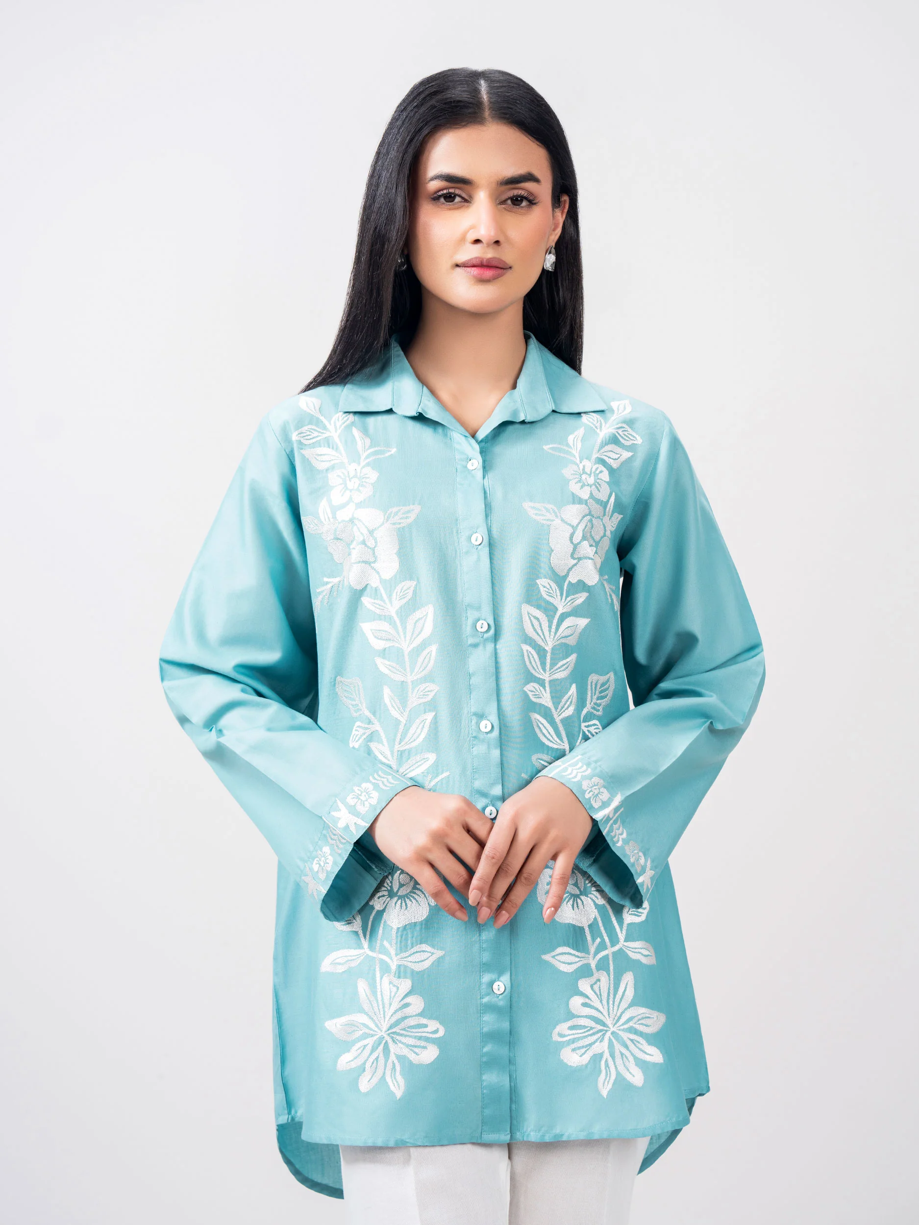 Cambric Kurti- Embroidered (Pret) - Image 4