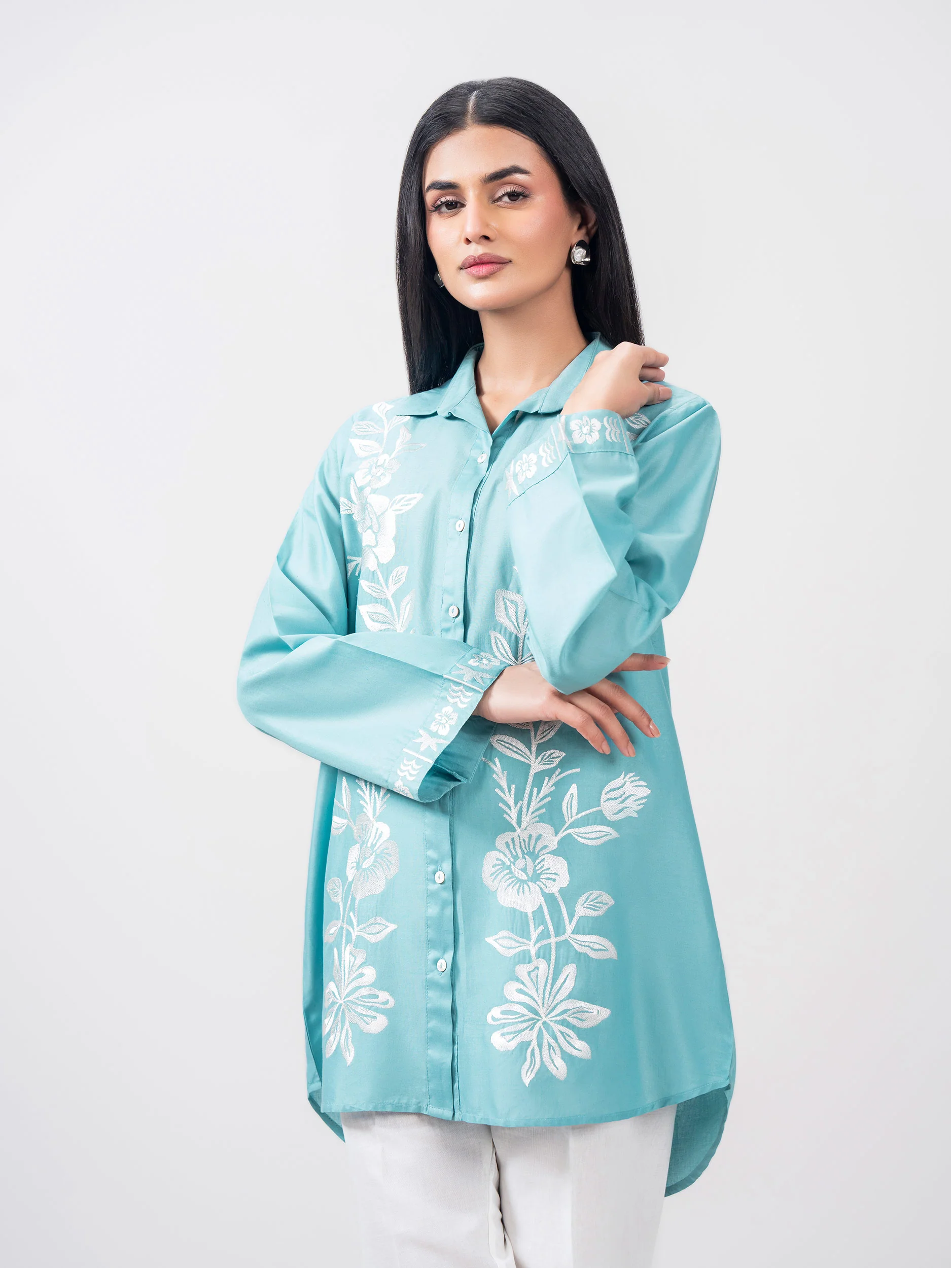 Cambric Kurti- Embroidered (Pret) - Image 5