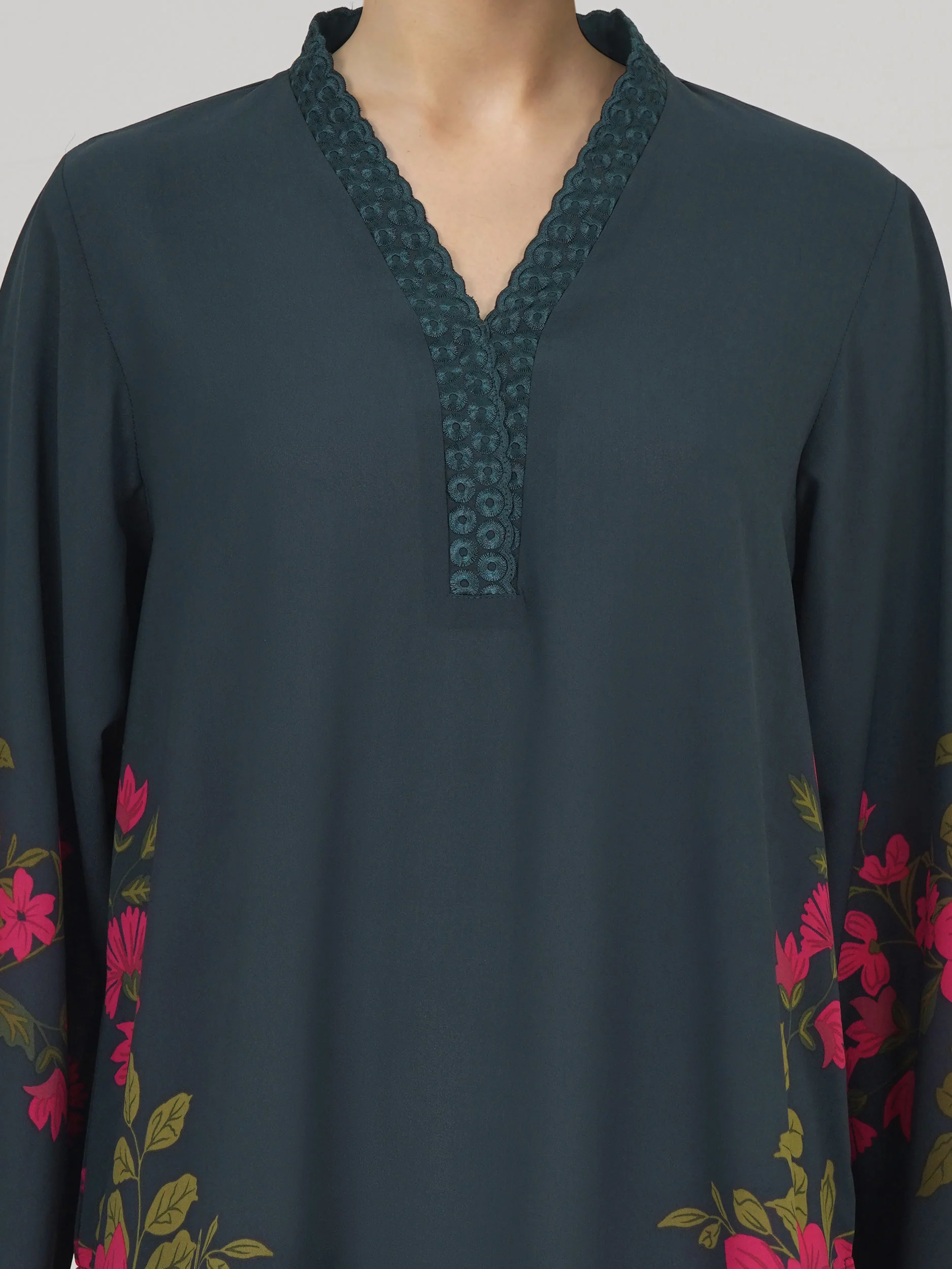 Grip Co-ord Set- Embroidered - Image 4