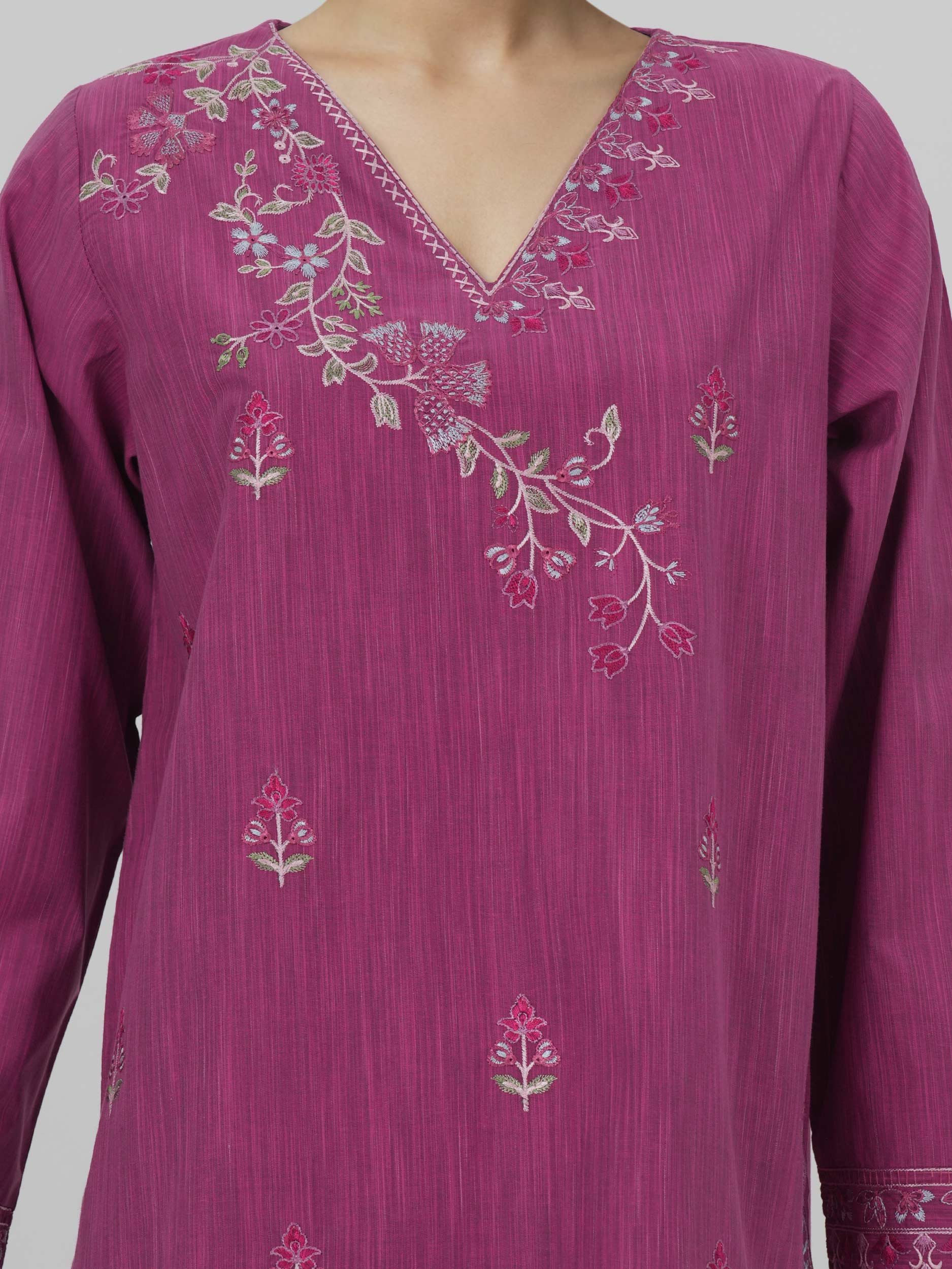 2 Piece Yarn Dyed Suit- Embroidered (Pret) - Image 5