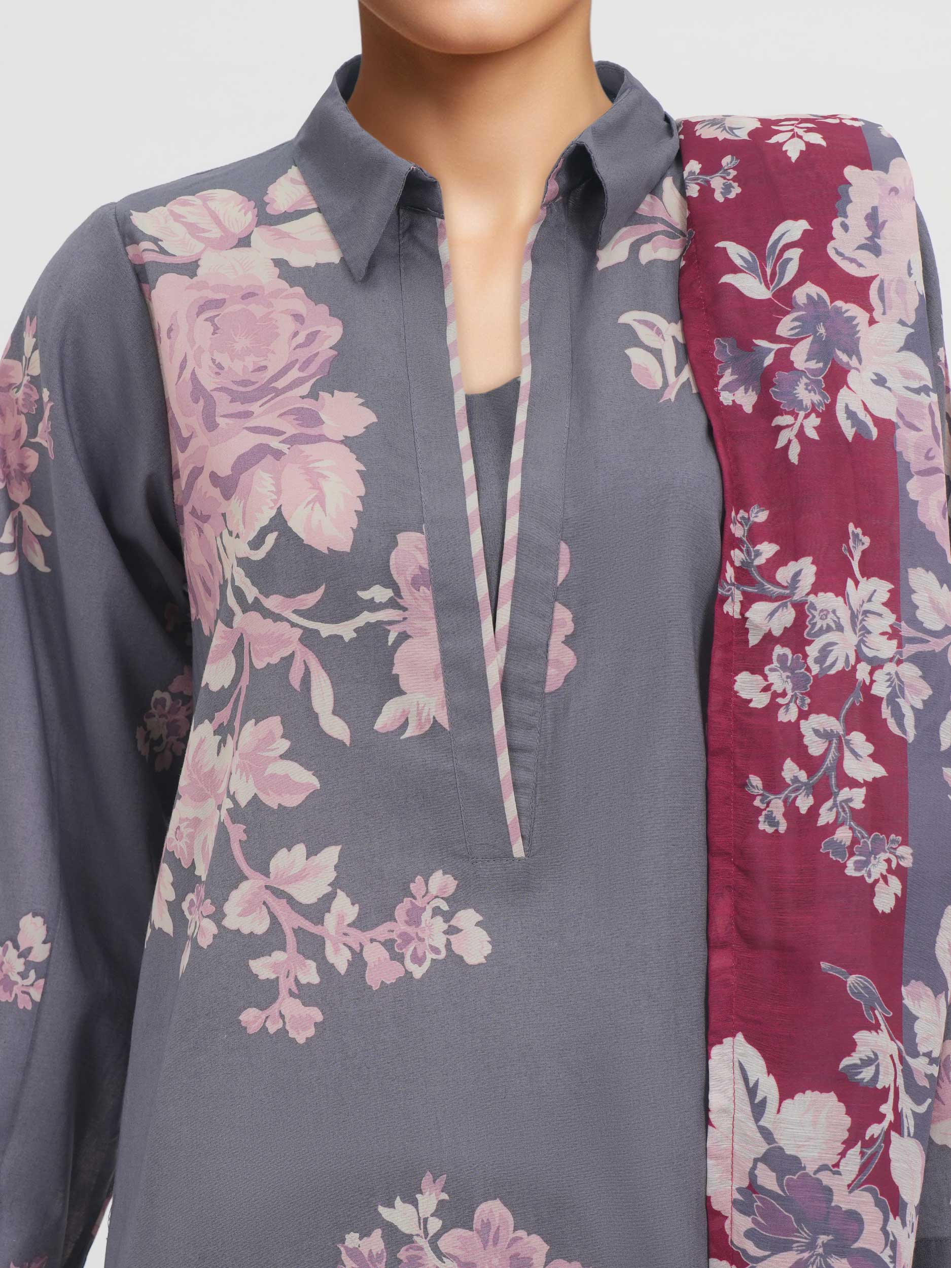 3 Piece Cambric Suit (Pret) - Image 3