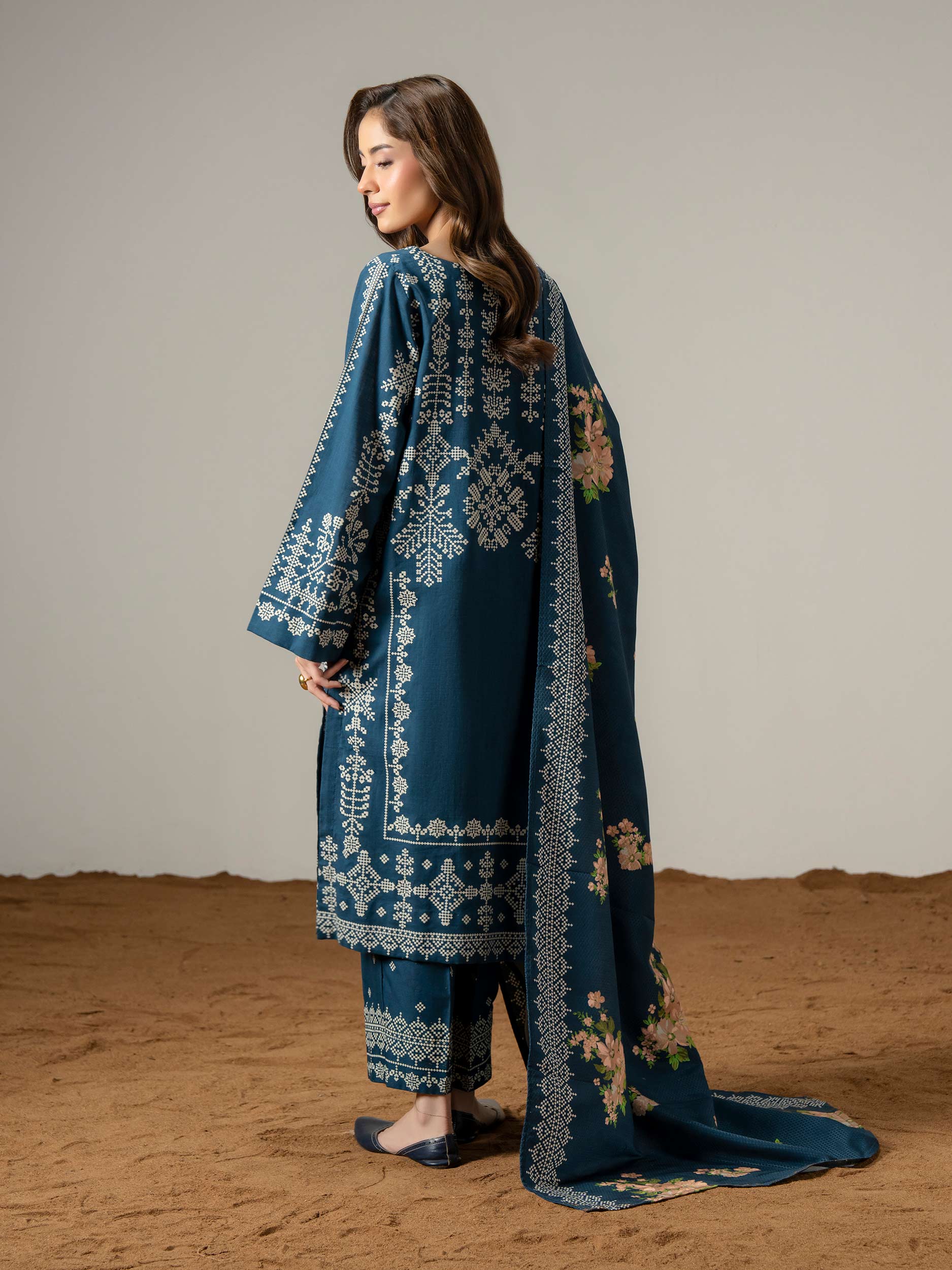 3 Piece Khaddar Suit-Paste Print (Pret) - Image 7