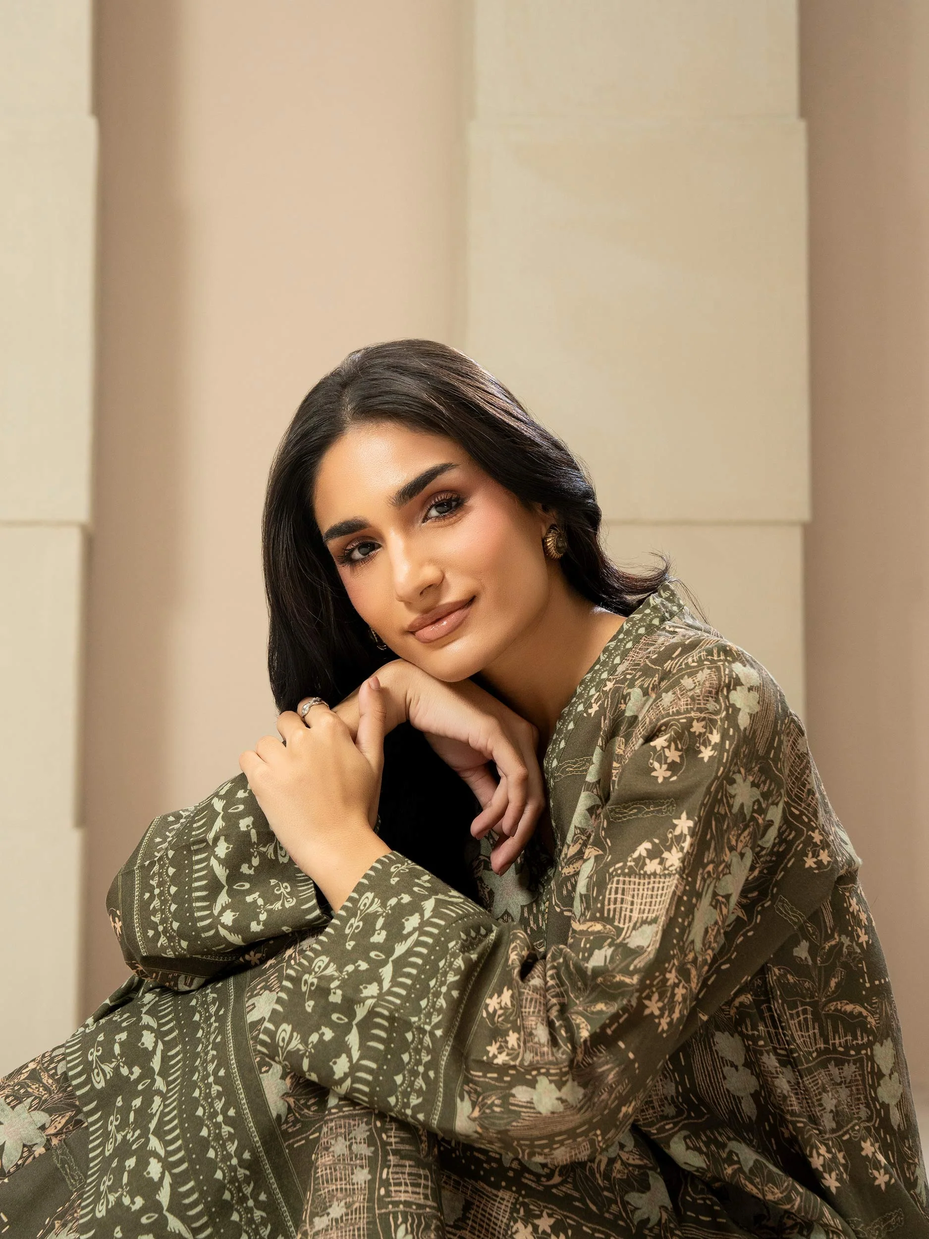 2 Piece Khaddar Suit (Pret) - Image 6