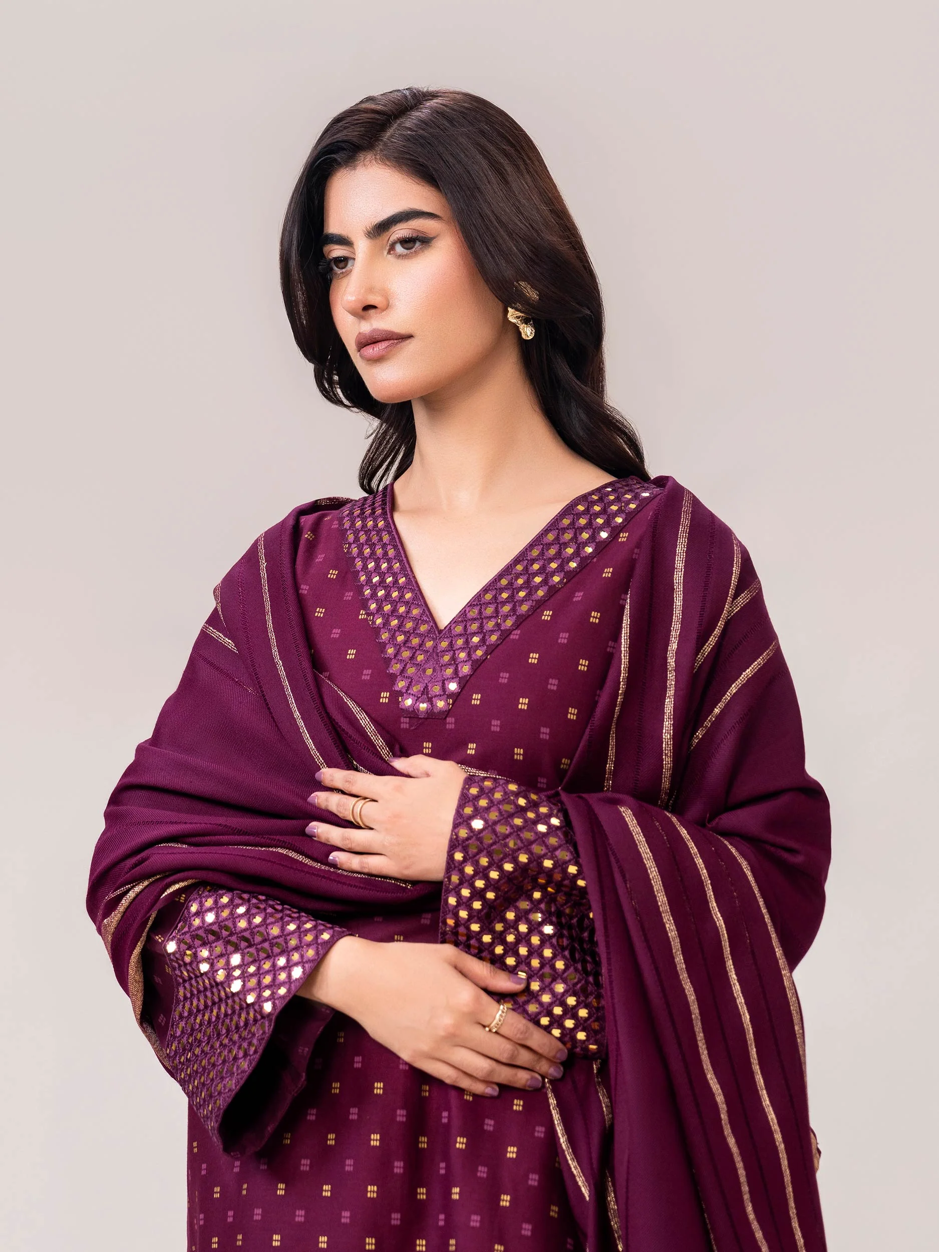 3 Piece Khaddar Suit- Embroidered (Pret) - Image 4