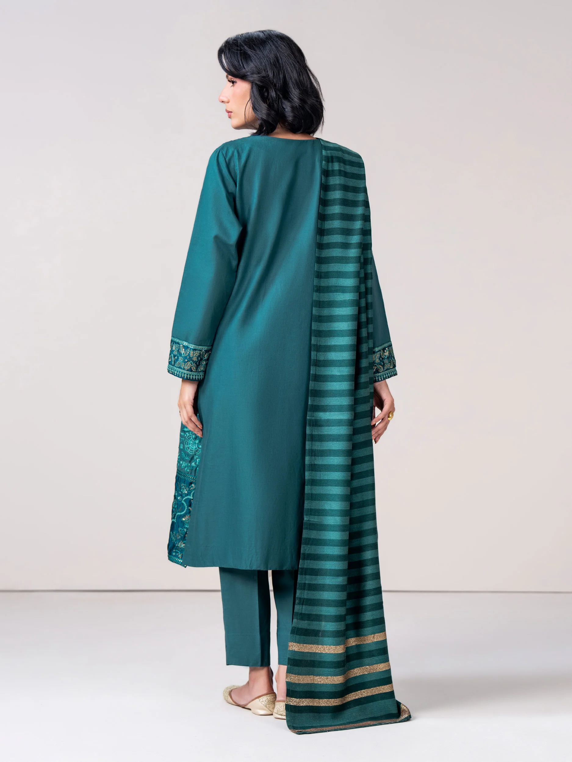 3 Piece Khaddar Suit- Embroidered (Pret) - Image 3