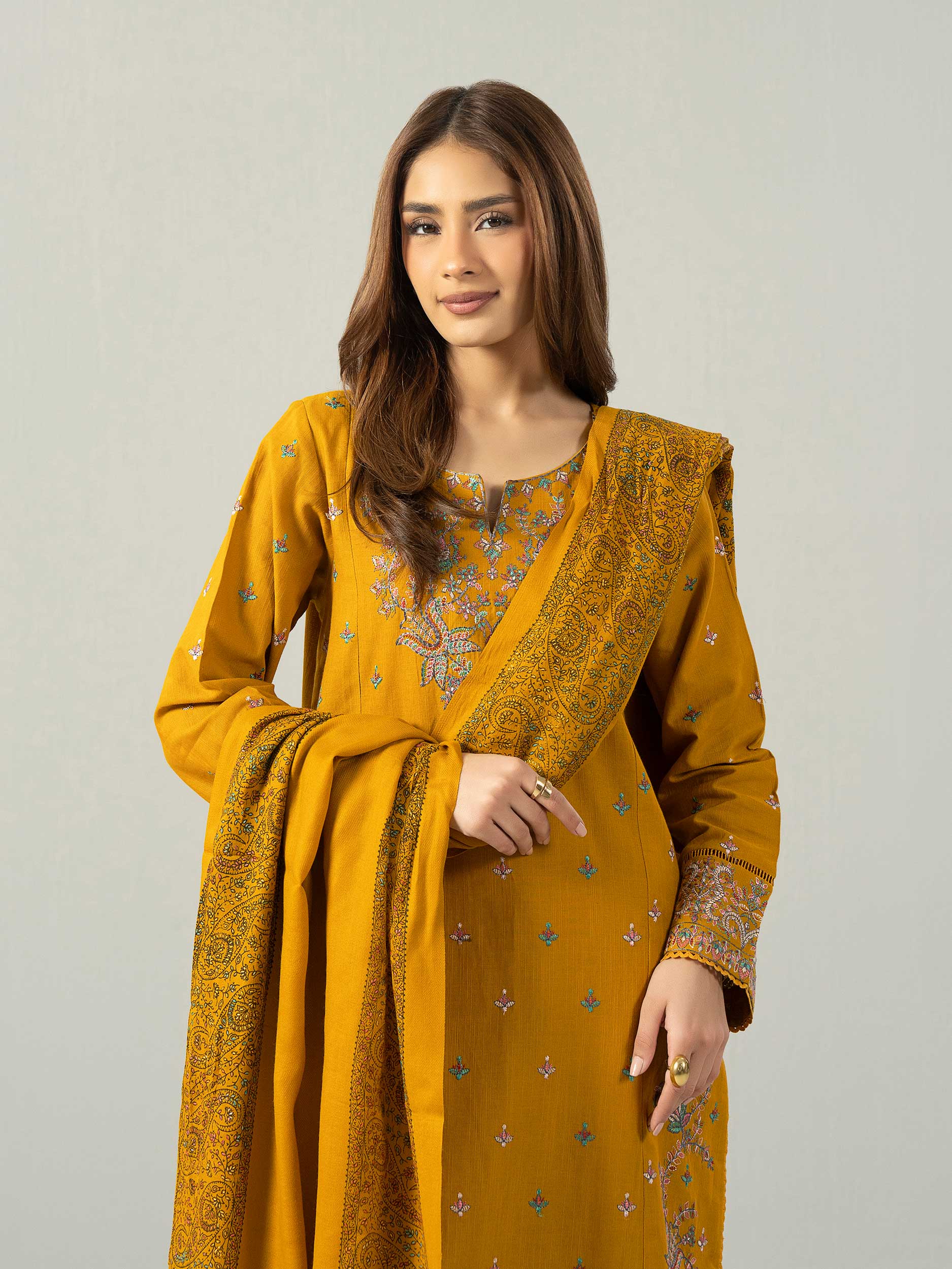 3 Piece Slub Khaddar Suit- Embroidered (Pret) - Image 6