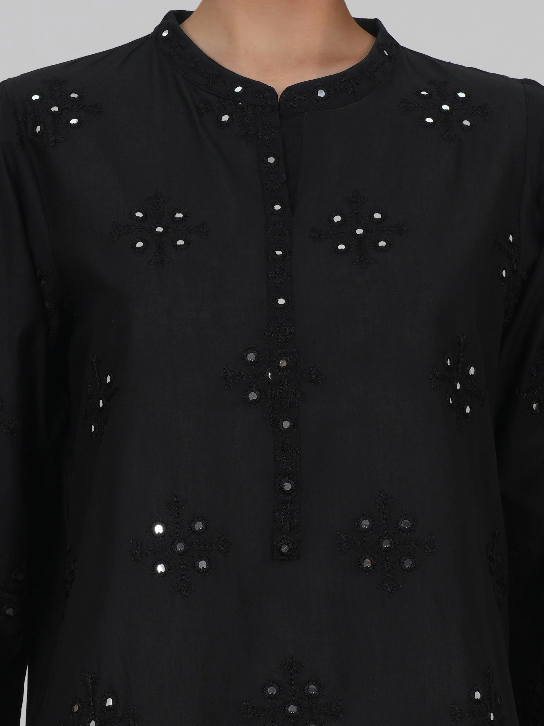 2 Piece Cambric Suit- Embroidered (Pret) - Image 4