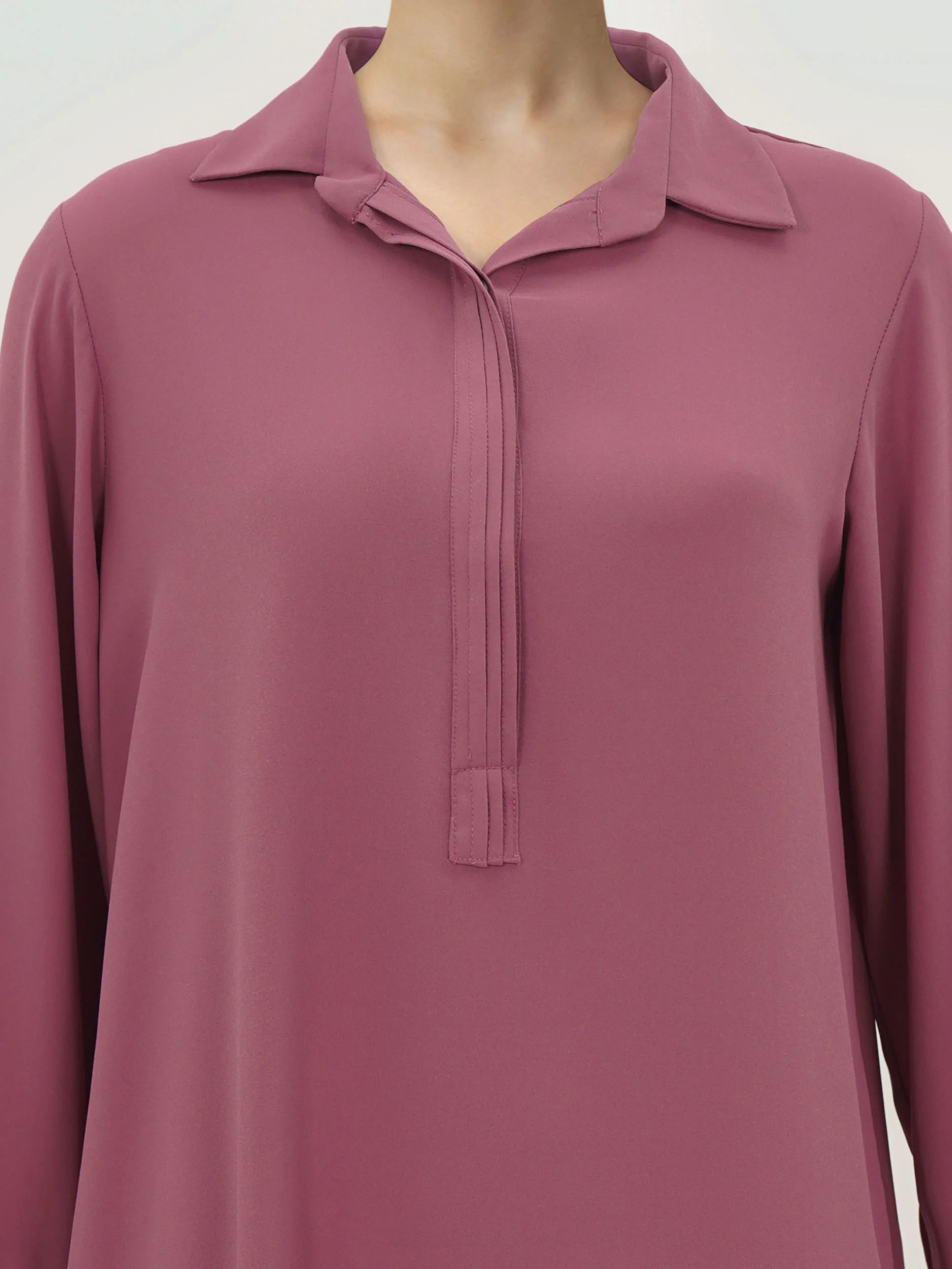 2 Piece Grip Suit- Embroidered (Pret) - Image 4