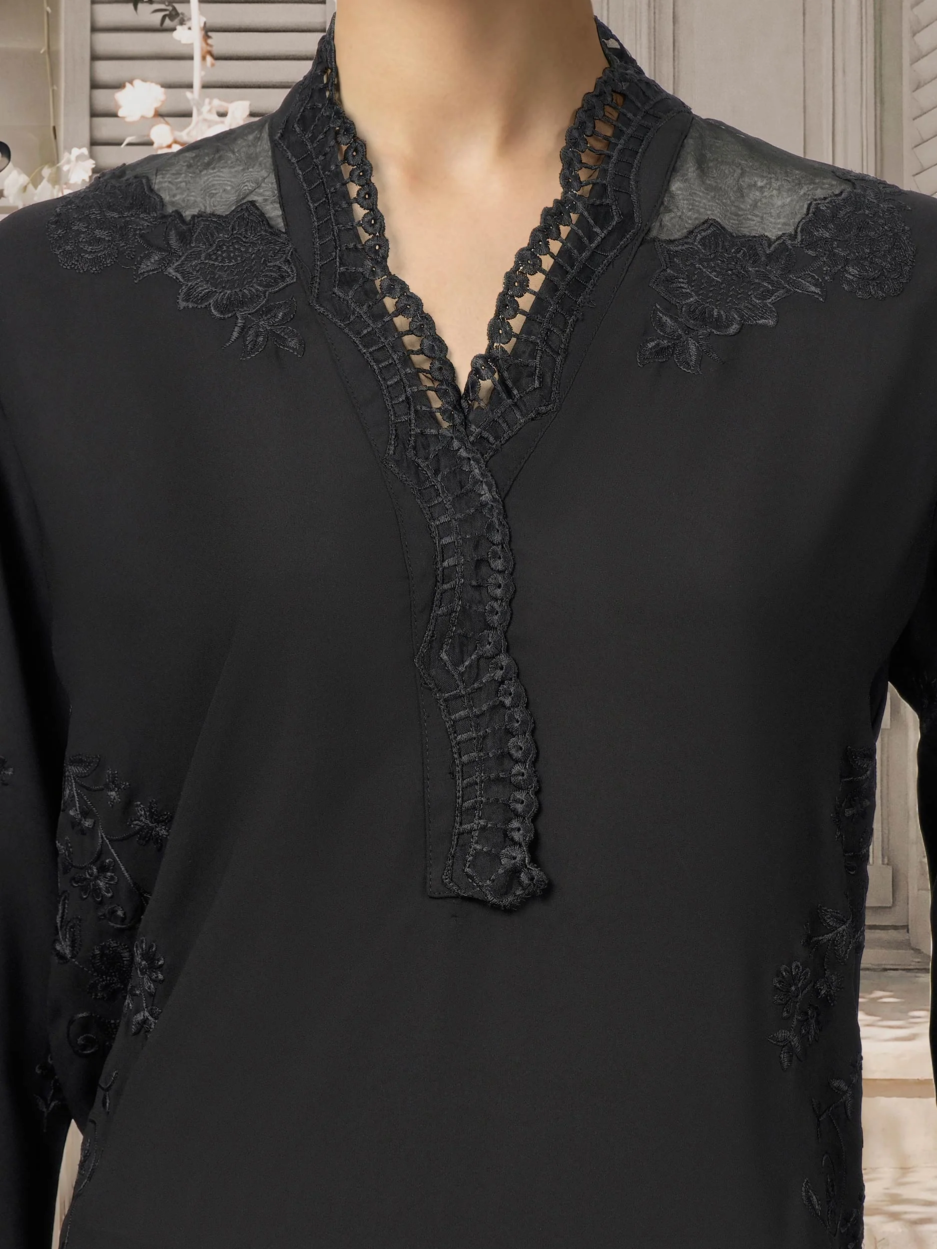 2 Piece Grip Suit- Embroidered (Pret) - Image 4