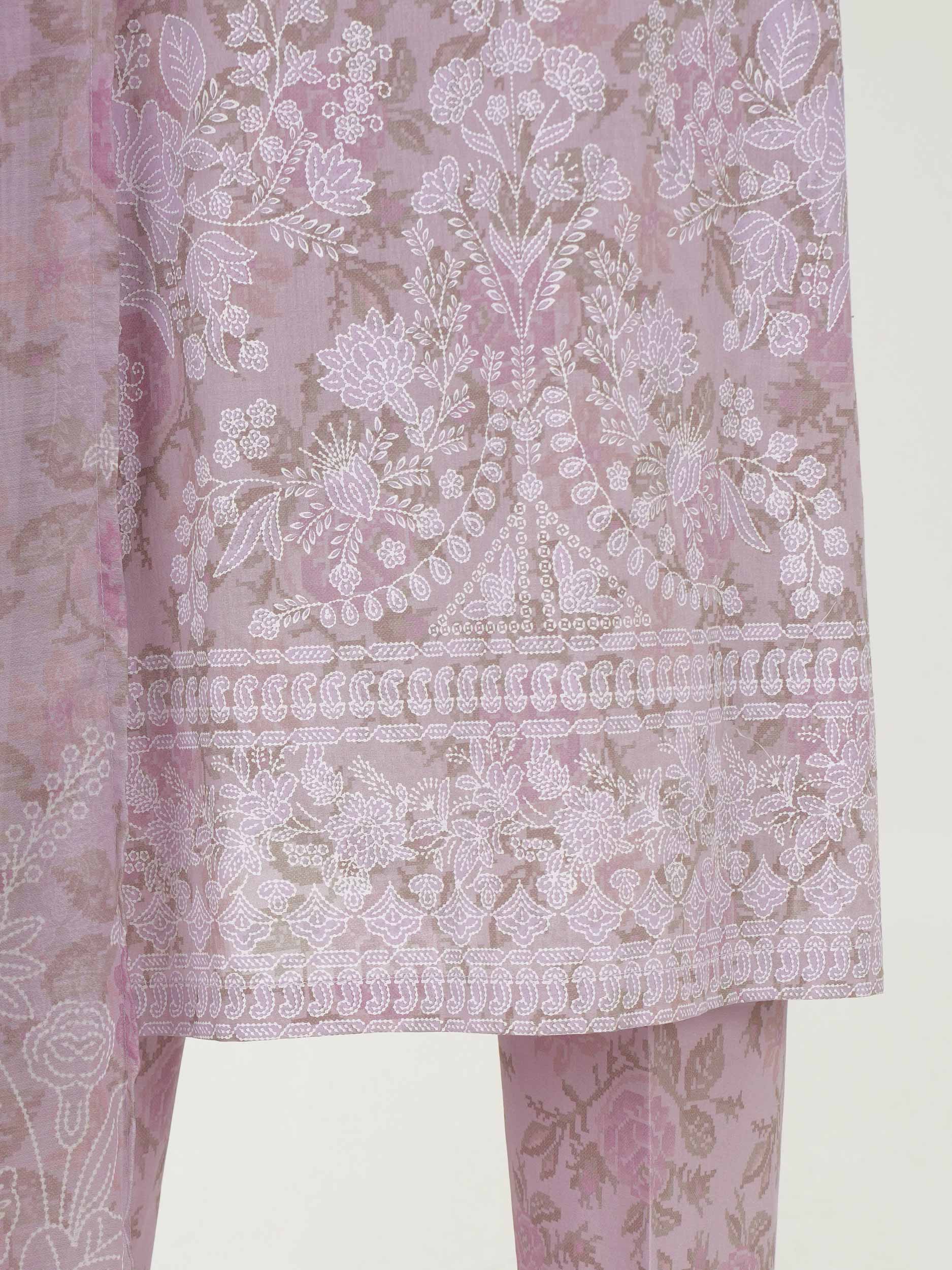 3 Piece Lawn Suit- Printed (Pret) - Image 6