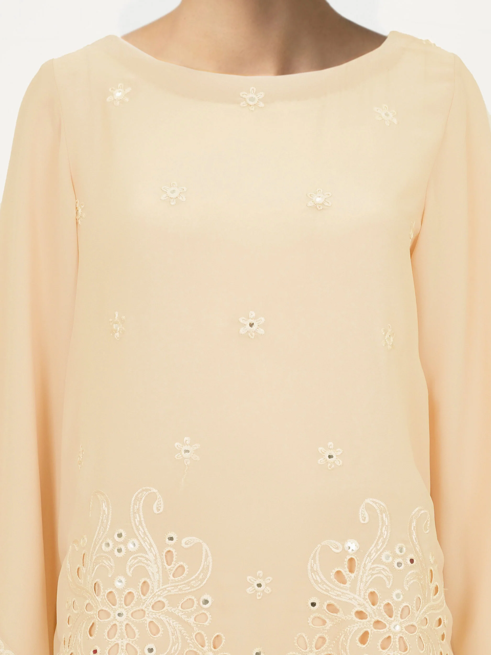 Grip Co-ord set- Embroidered - Image 4