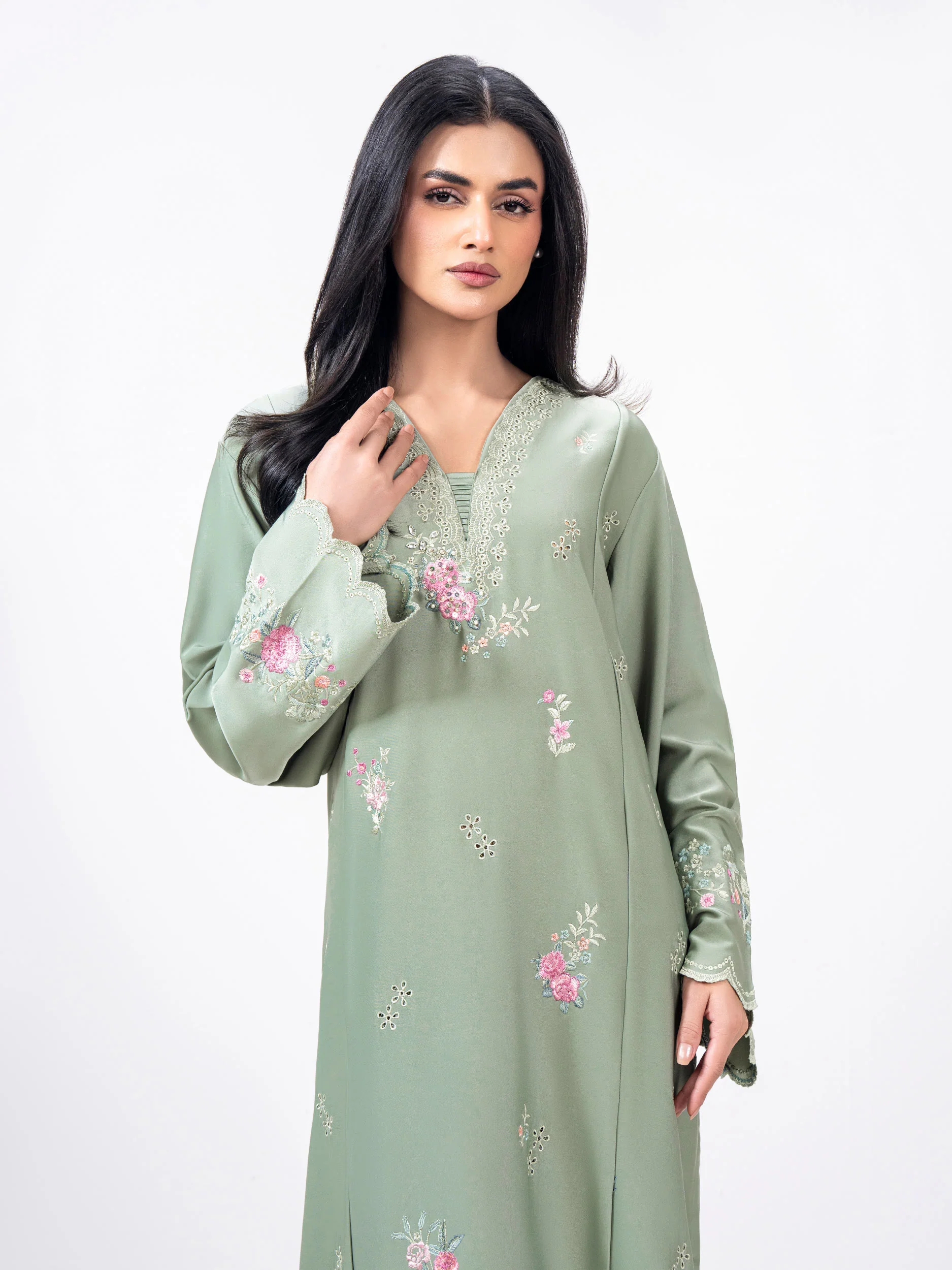 2 Piece Grip Suit- Embroidered (Pret) - Image 5