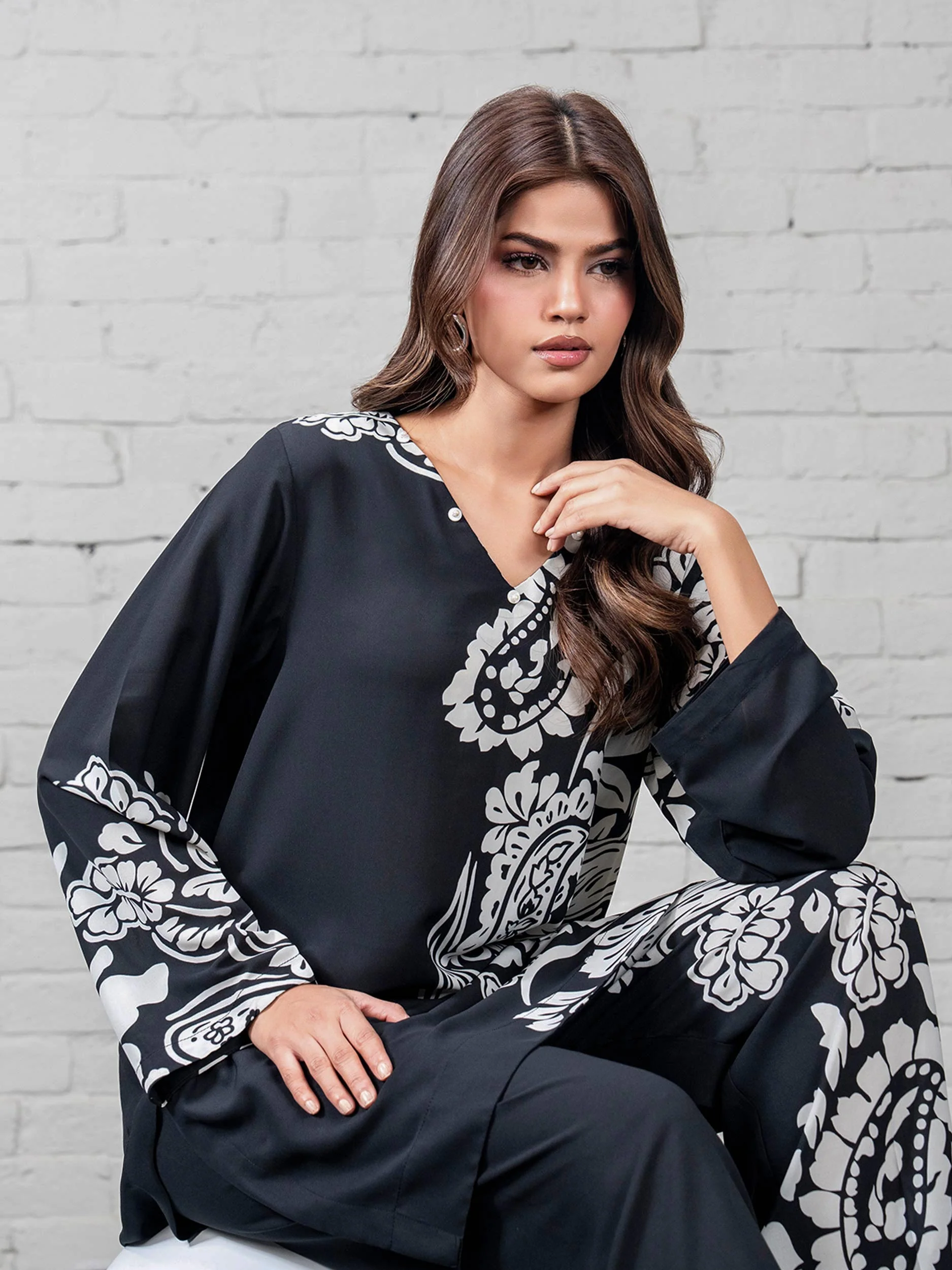 2 Piece Grip Suit (Pret) - Image 6