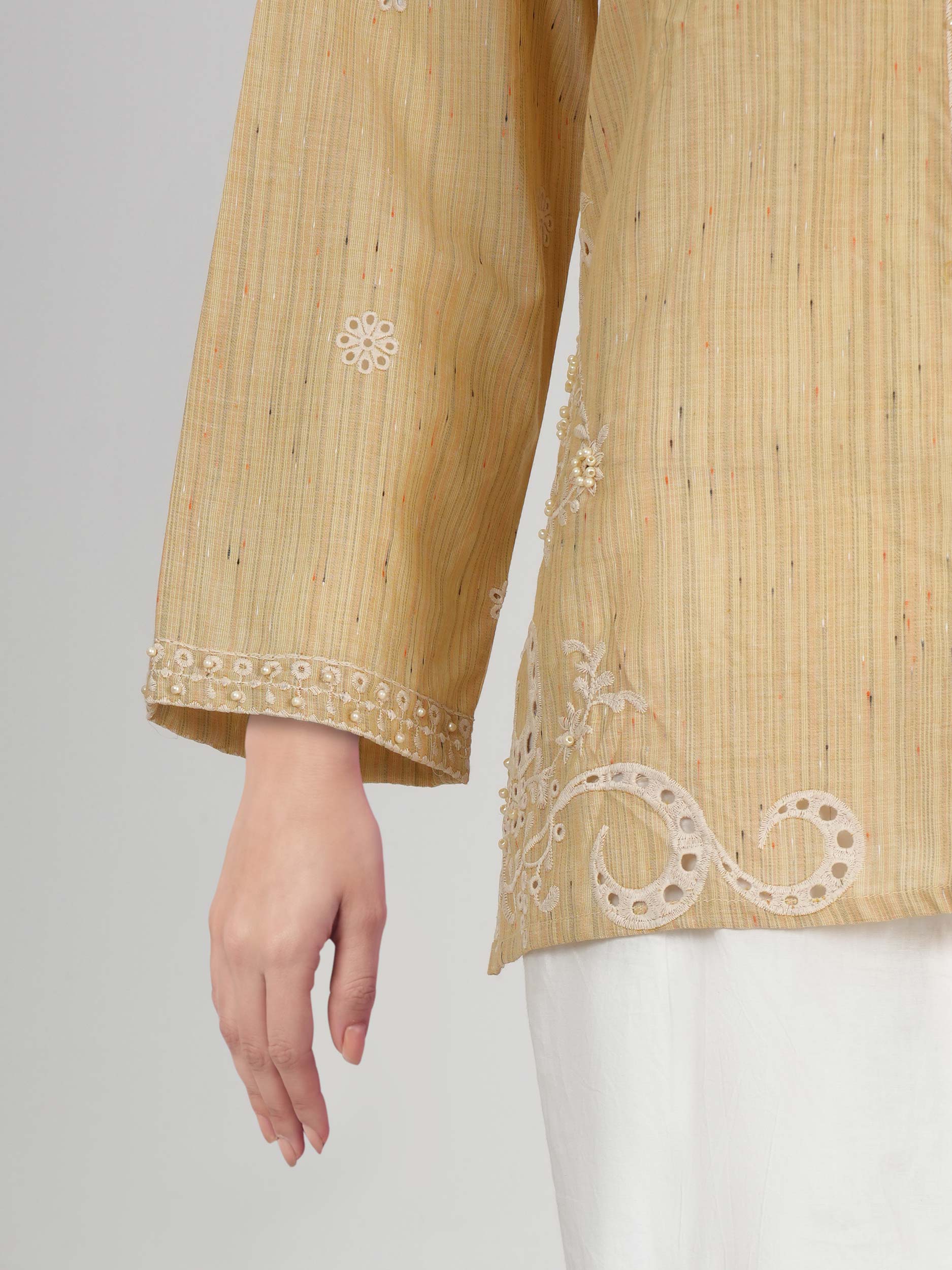 Yarn Dyed Kurti- Embroidered (Pret) - Image 6