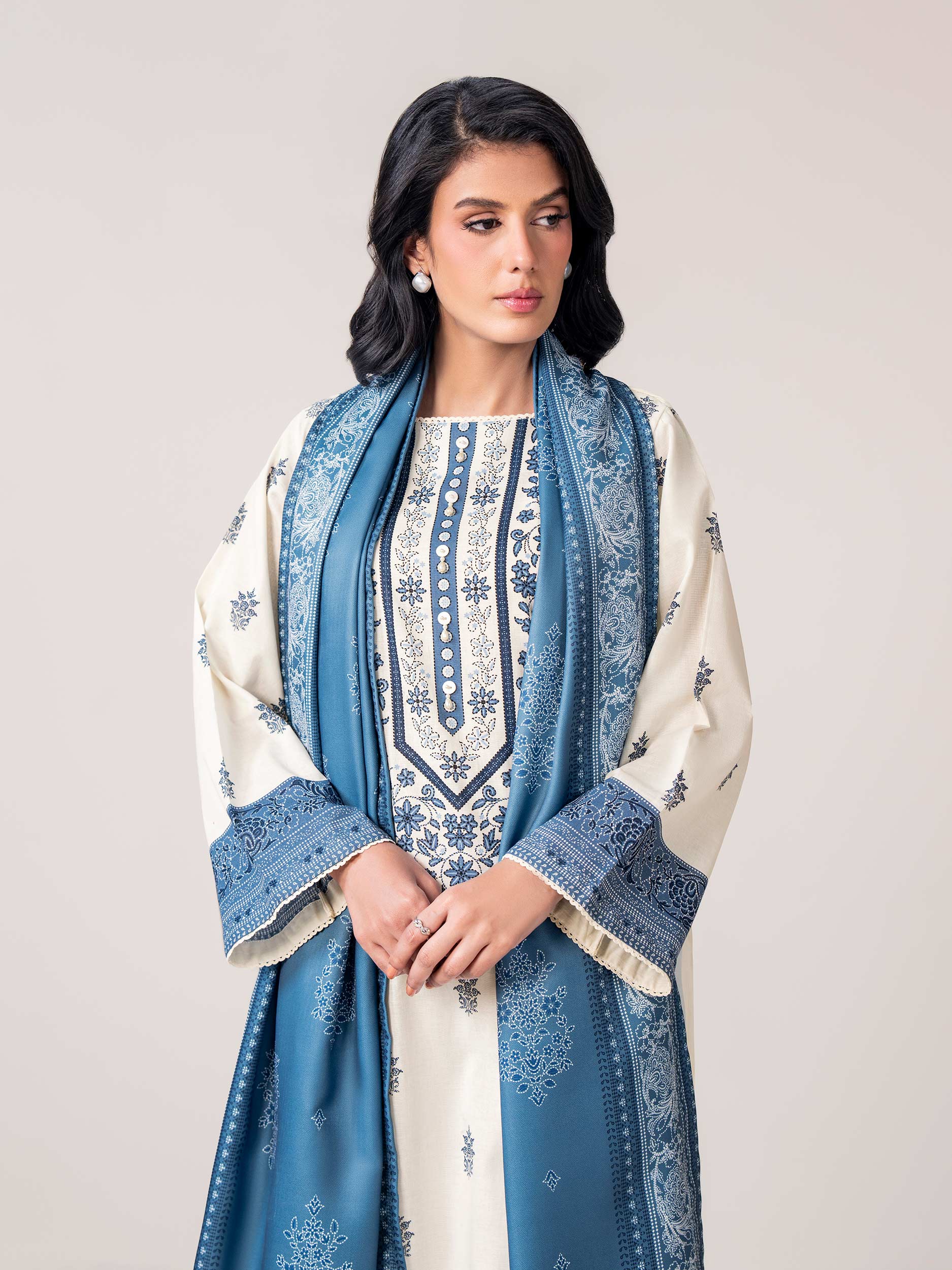 2 Piece Khaddar Suit (Pret) - Image 4
