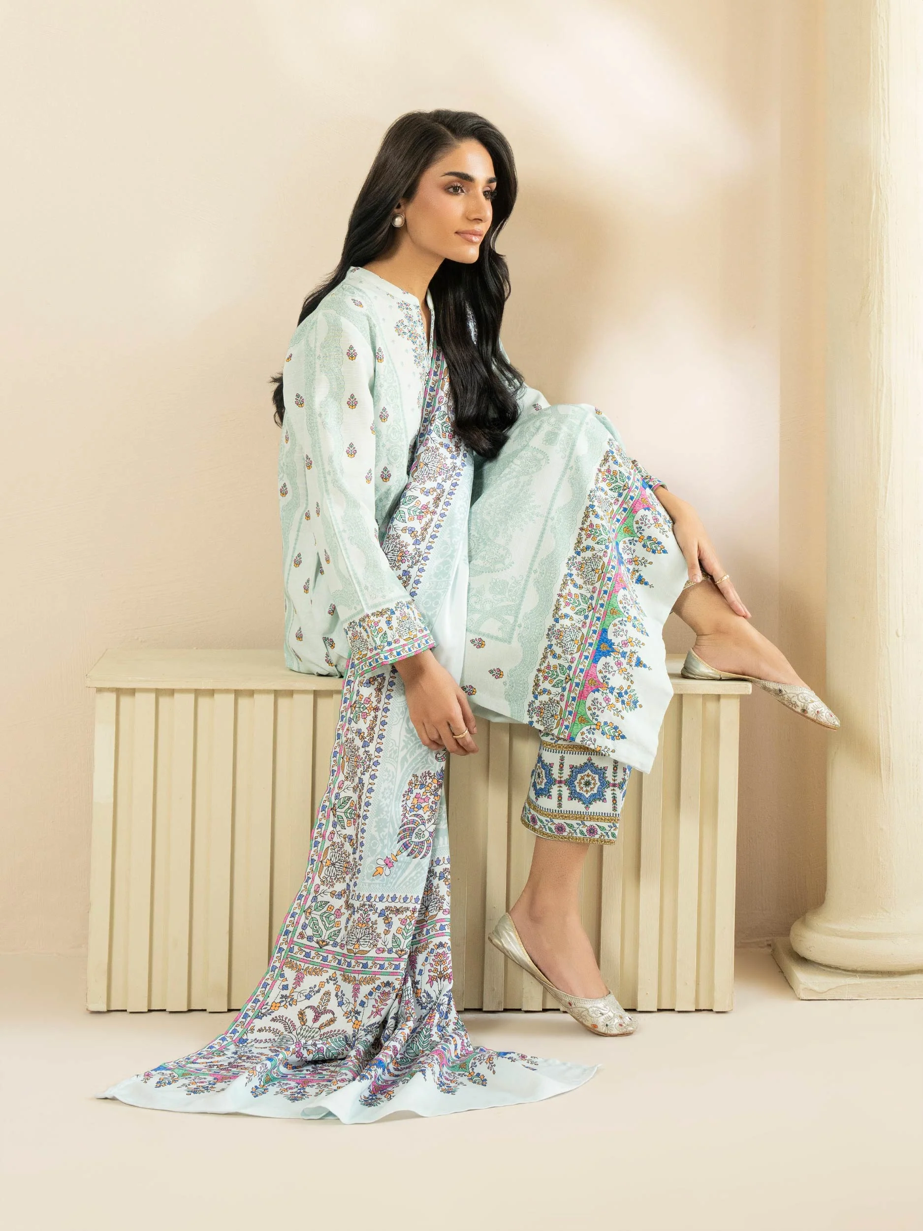 3-Piece Slub Khaddar Suit (Pret) - Image 5