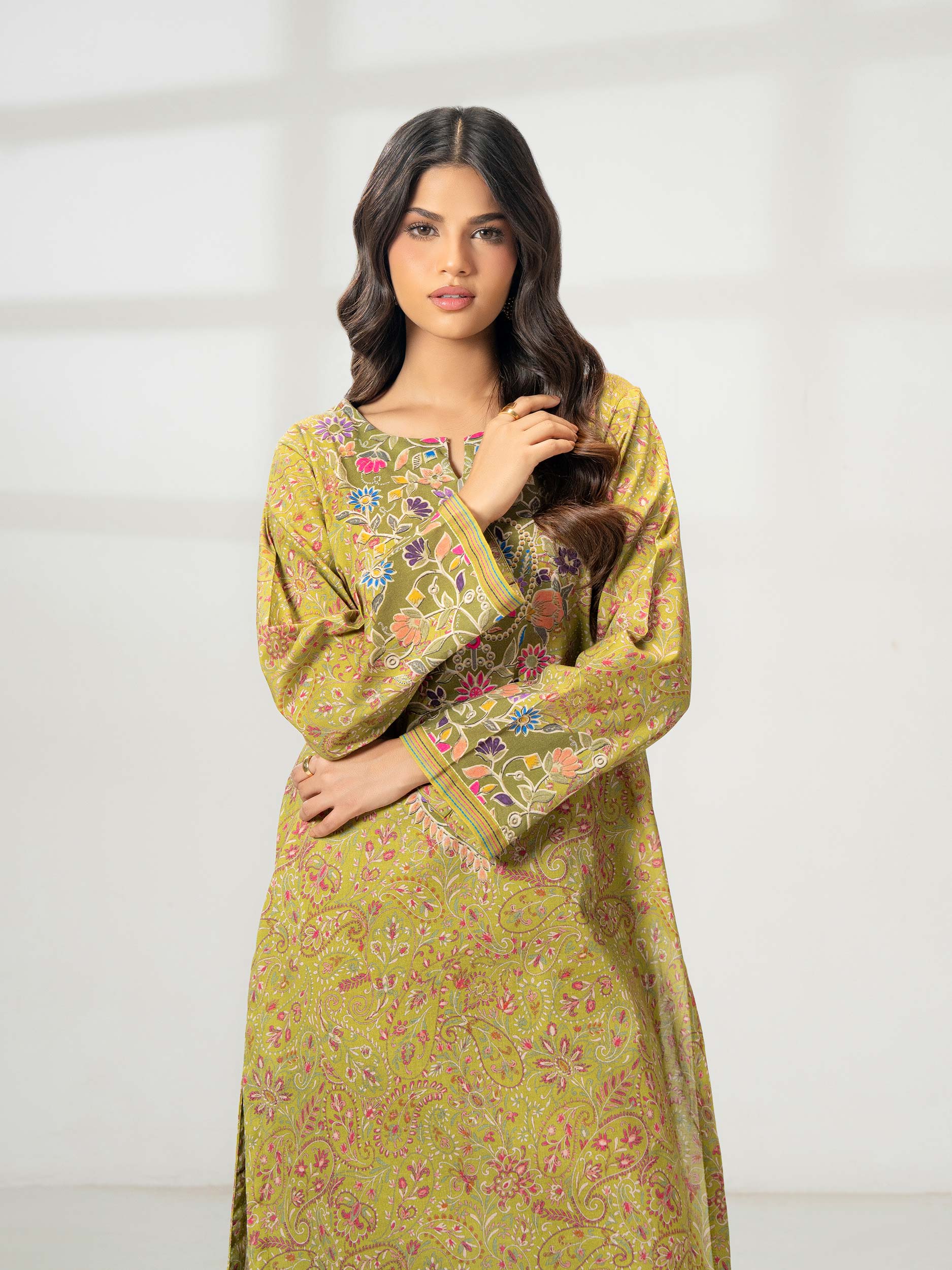2 Piece Khaddar Suit-Printed (Pret) - Image 6