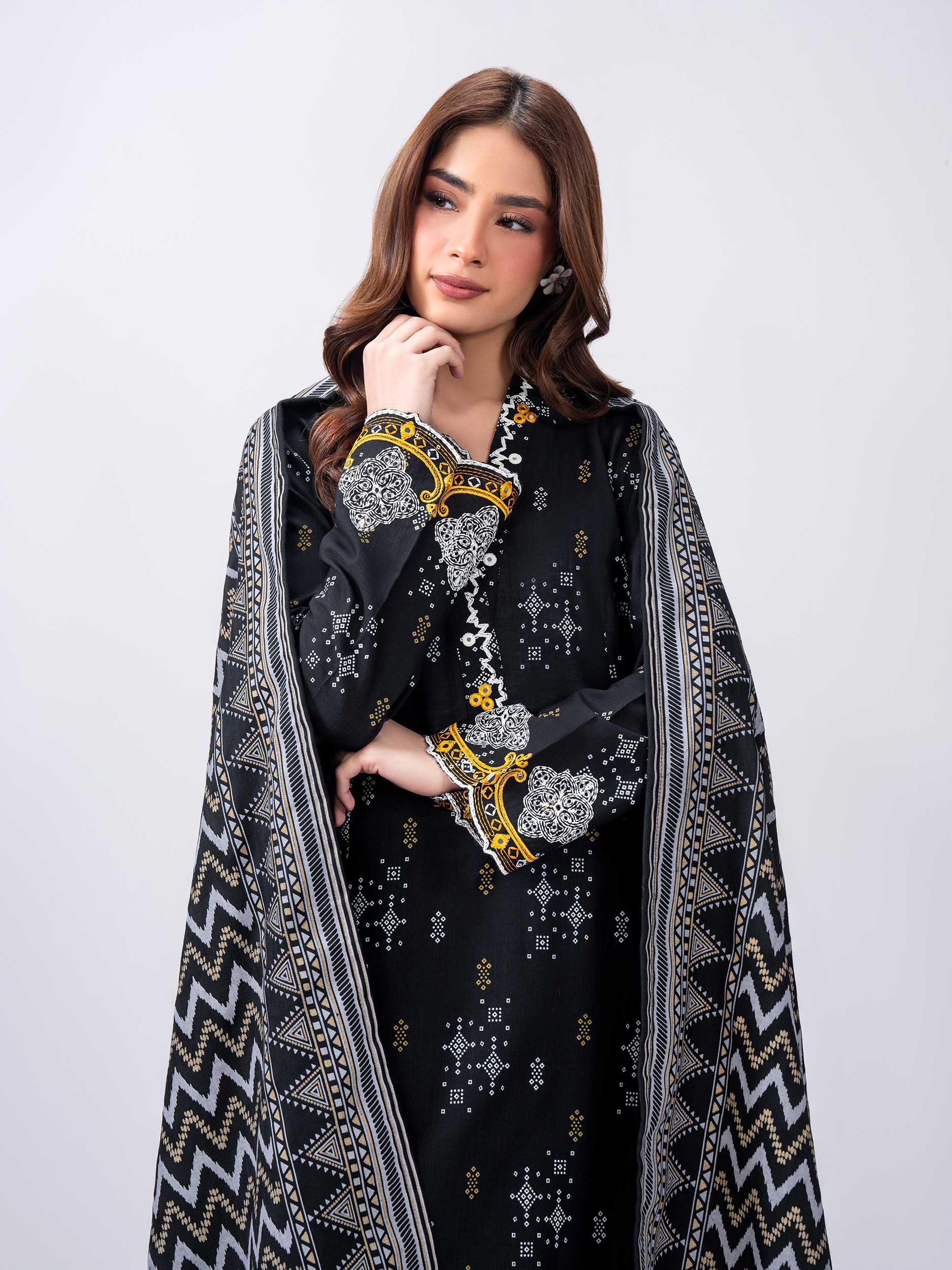 2 Piece Slub Khaddar Suit- Embroidered (Pret) - Image 4