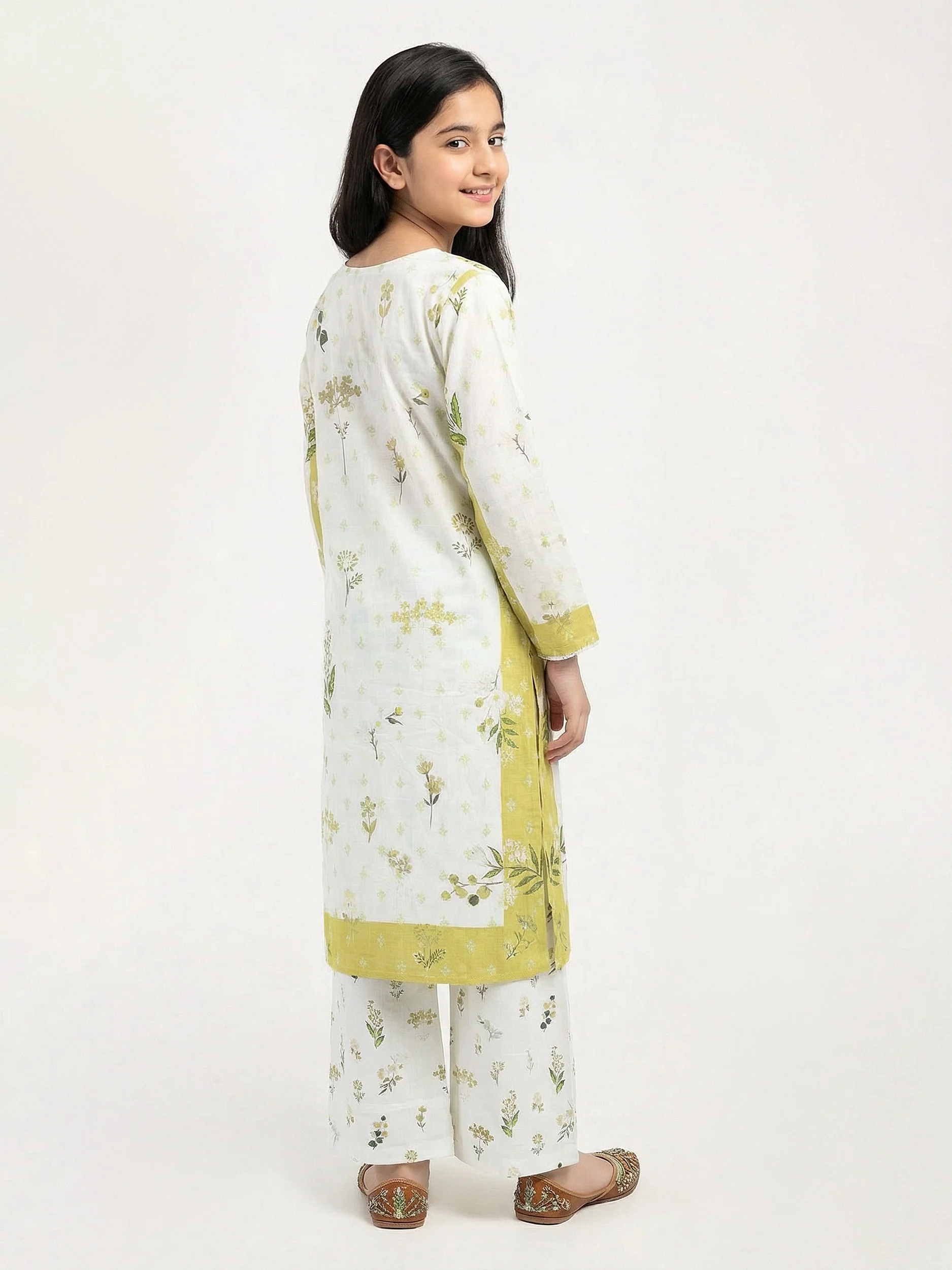 2 Piece Khaddar Suit- Embroidered (Pret) - Image 2