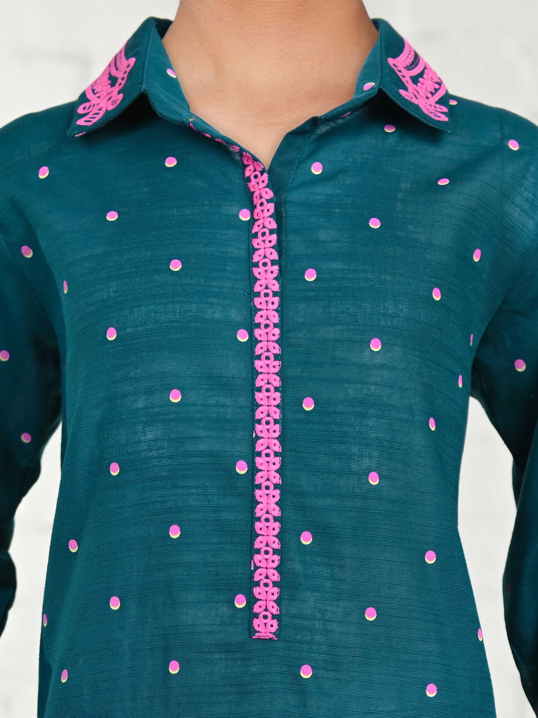 2 Piece Slub Khaddar Suit (Pret) - Image 3