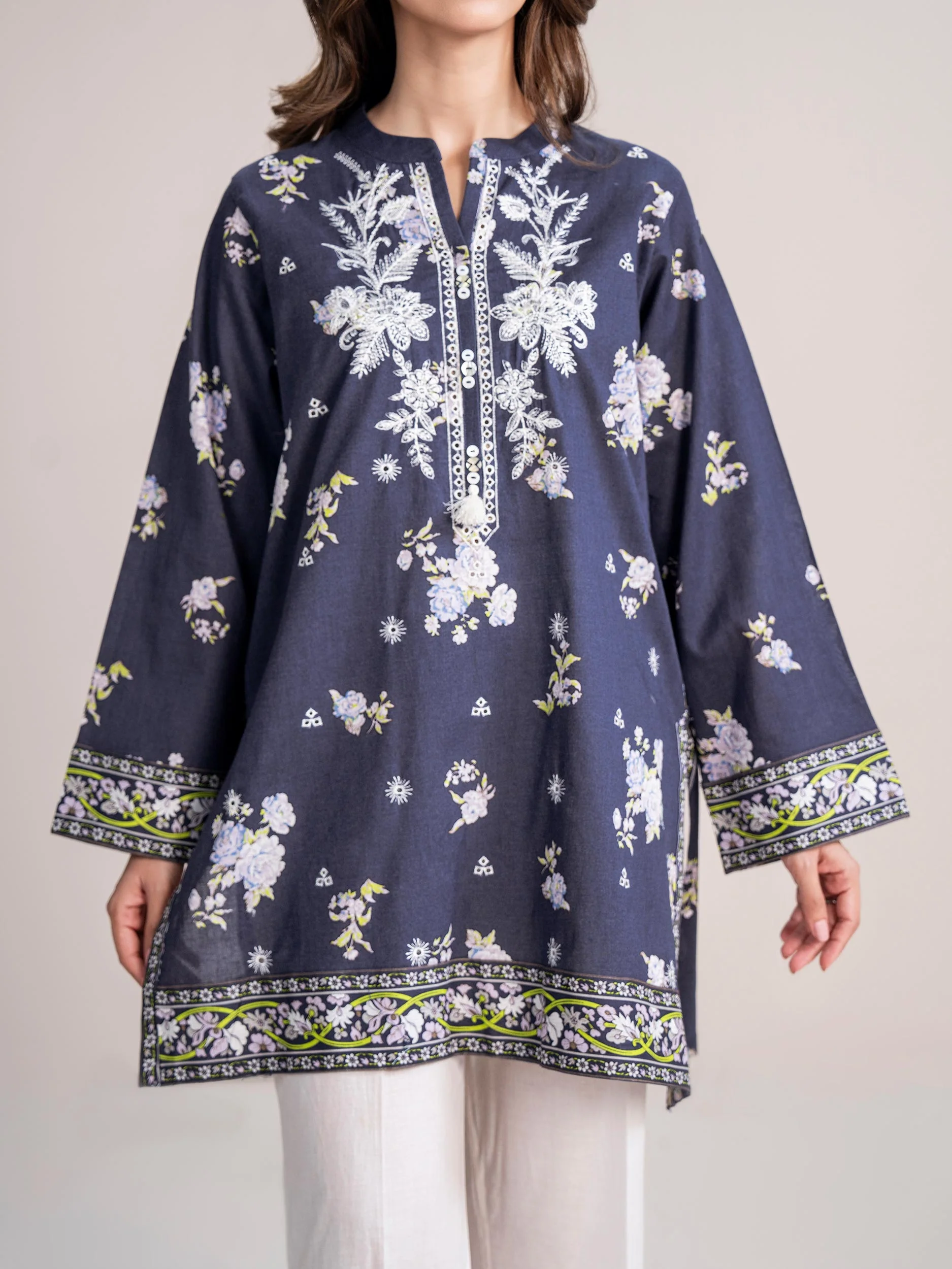 Khaddar Kurti- Embroidered (Pret) - Image 6