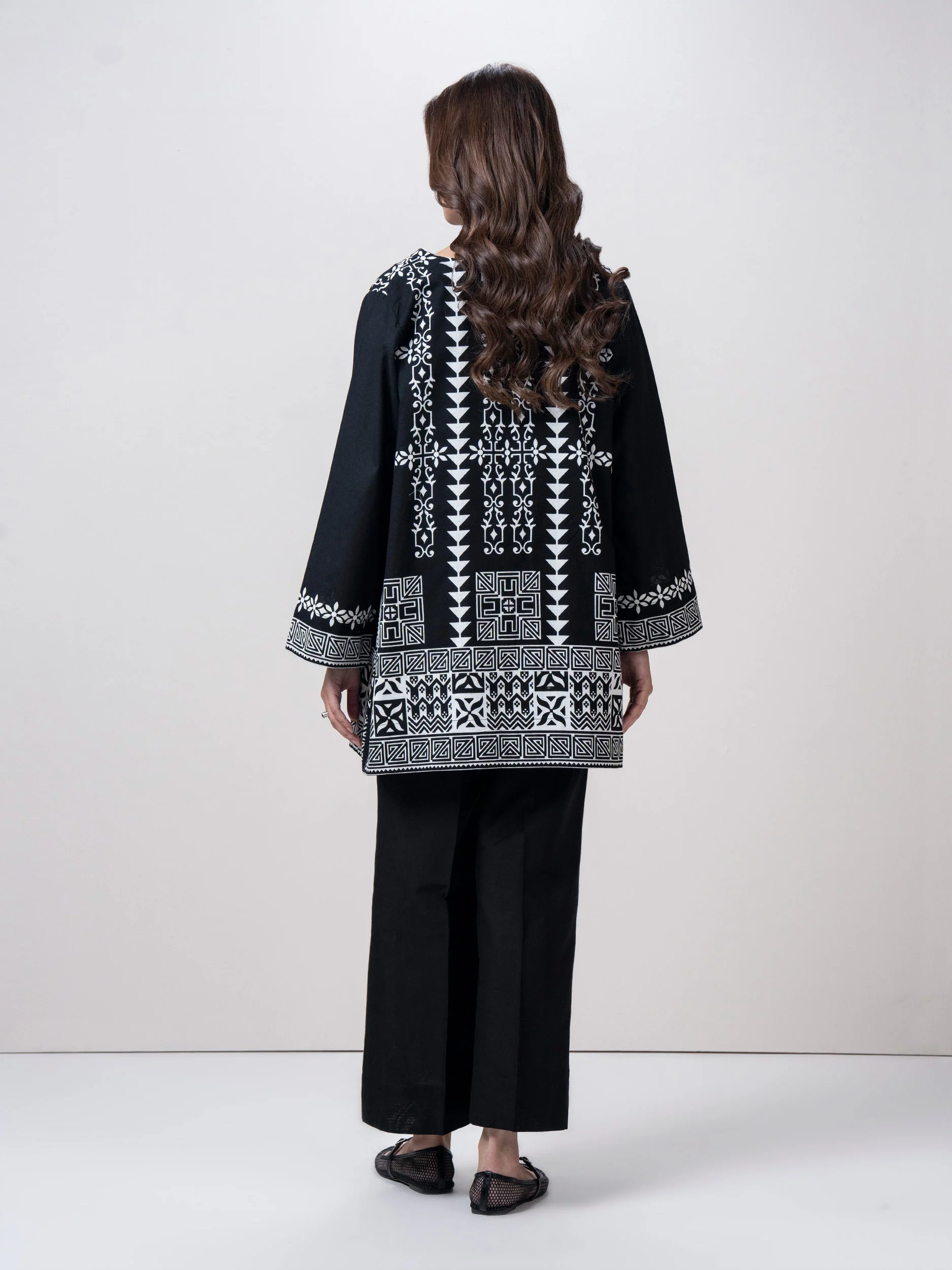 Khaddar Cardigan Co-ord Set - Image 5