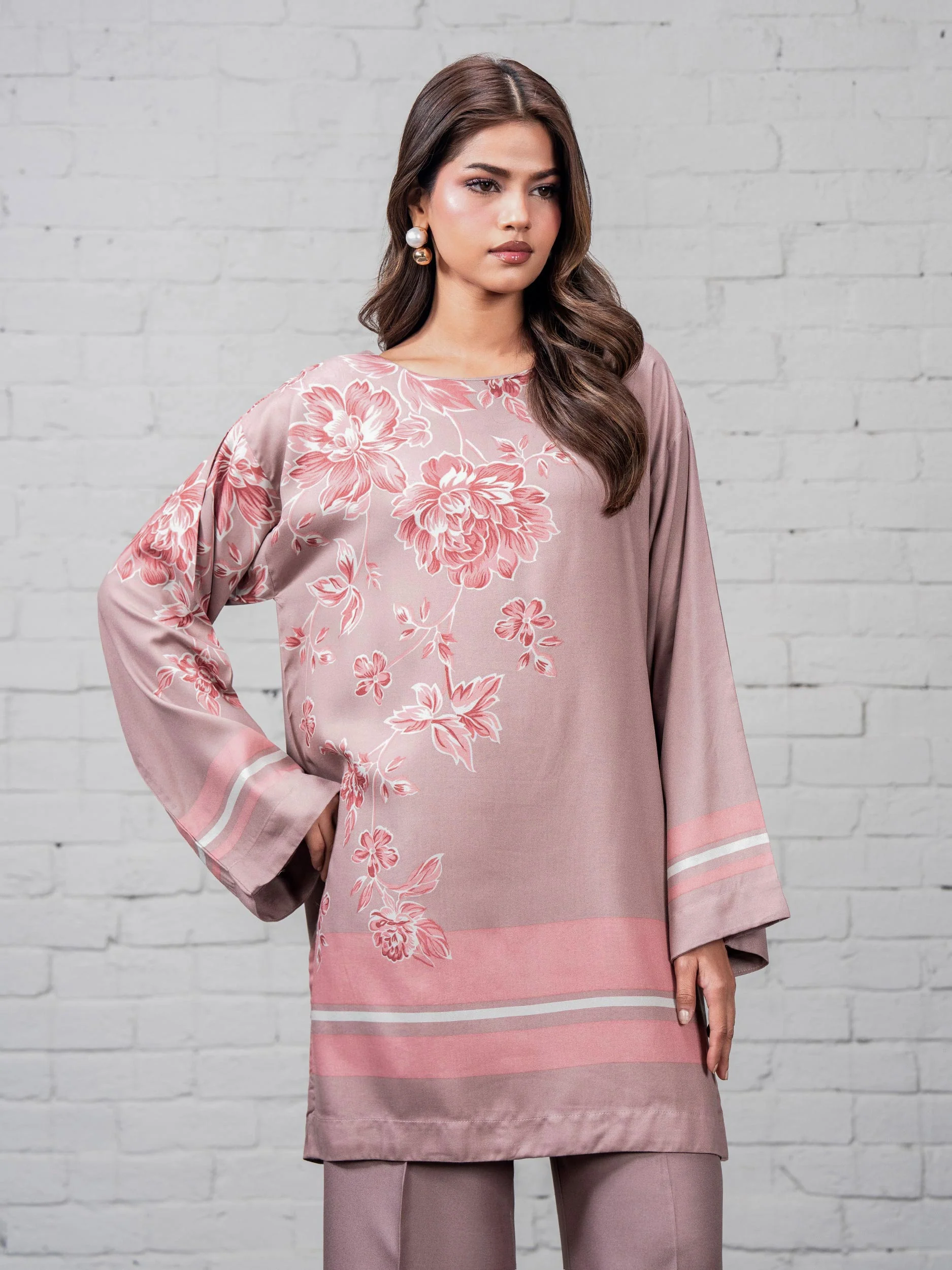 2 Piece Crepe Suit (Pret) - Image 4