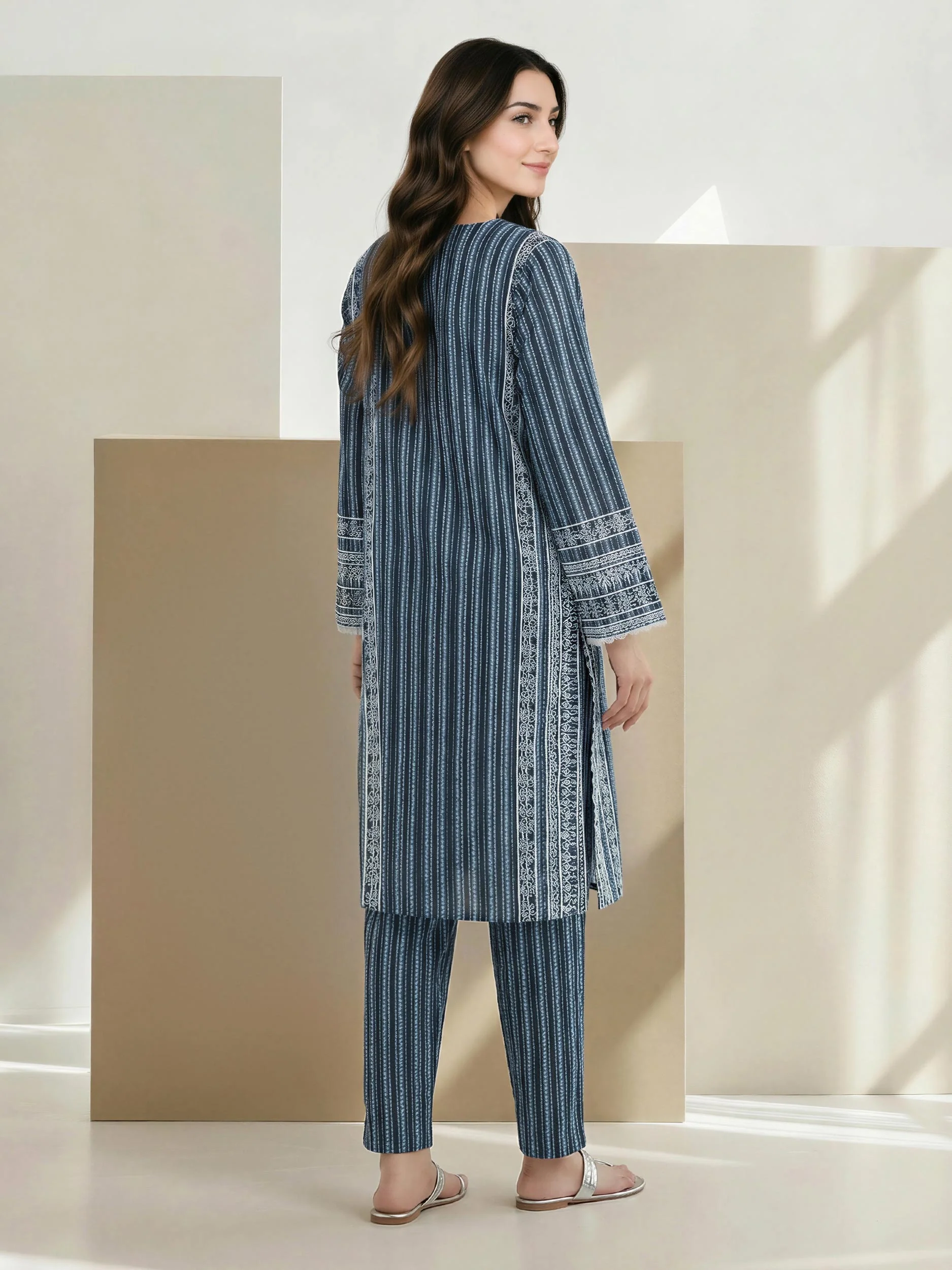 2 Piece Lawn Suit (Pret) - Image 4