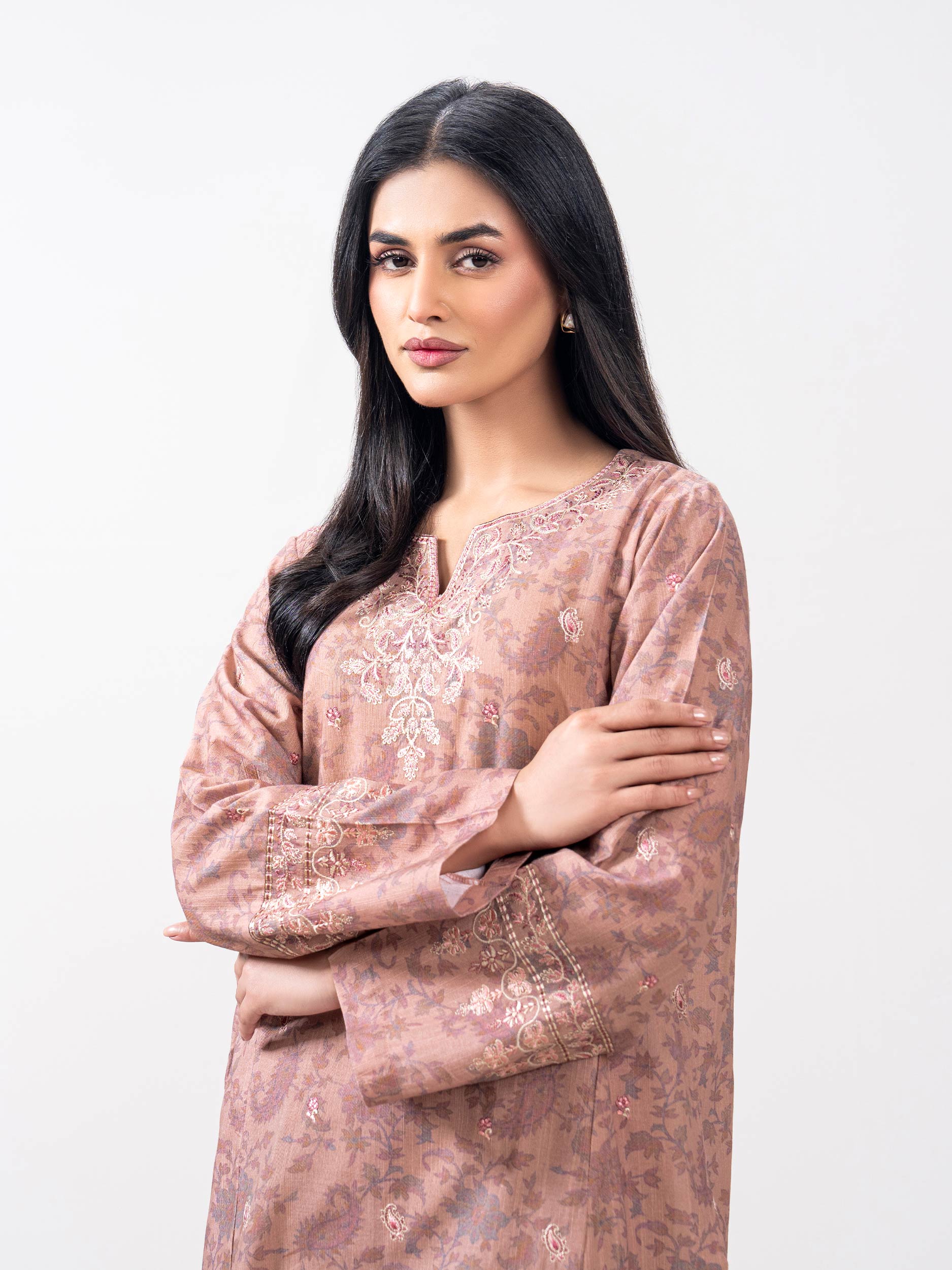 2 Piece Khaddar Suit- Embroidered (Pret) - Image 6
