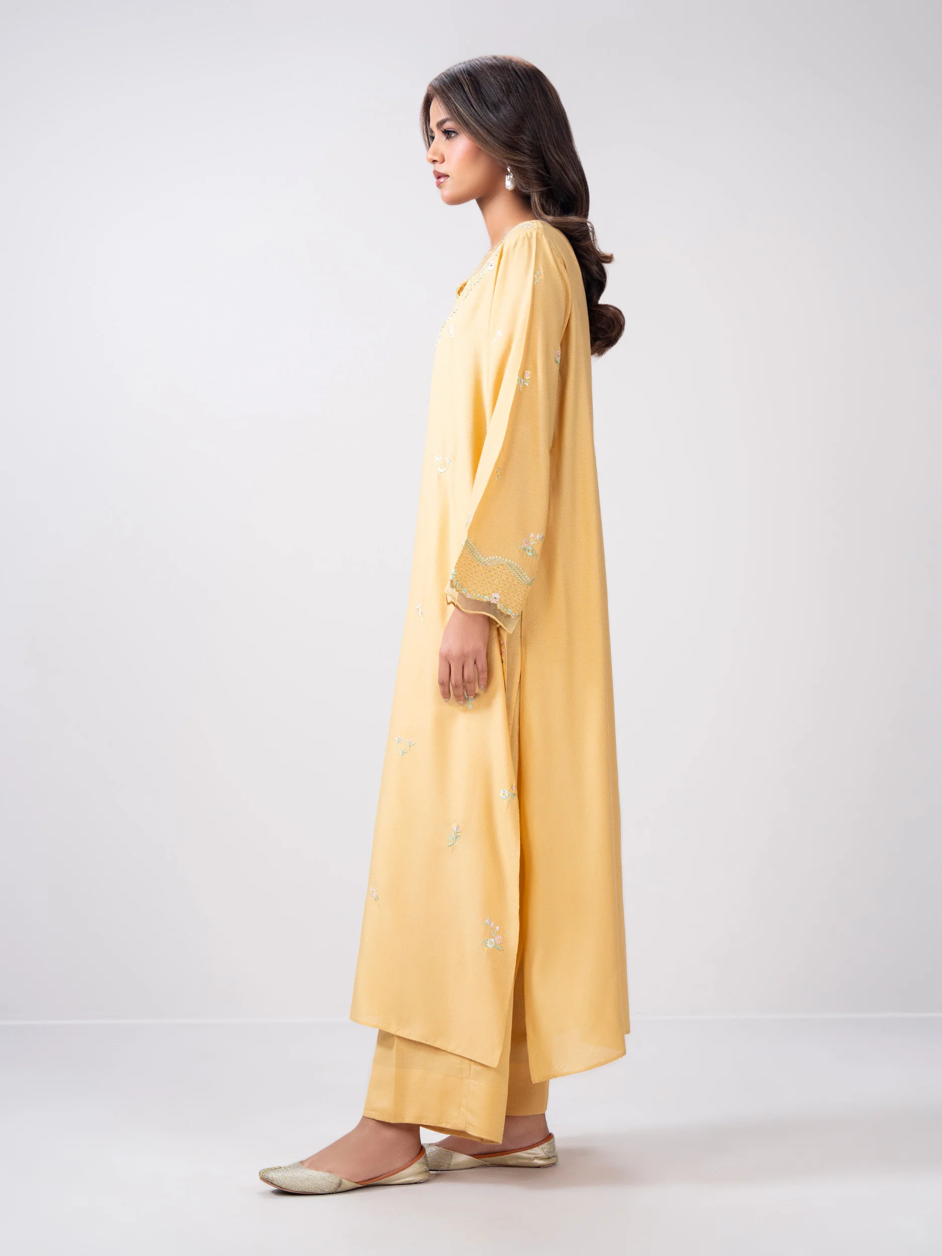 2 Piece Karandi Suit- Embroidered (Pret) - Image 2