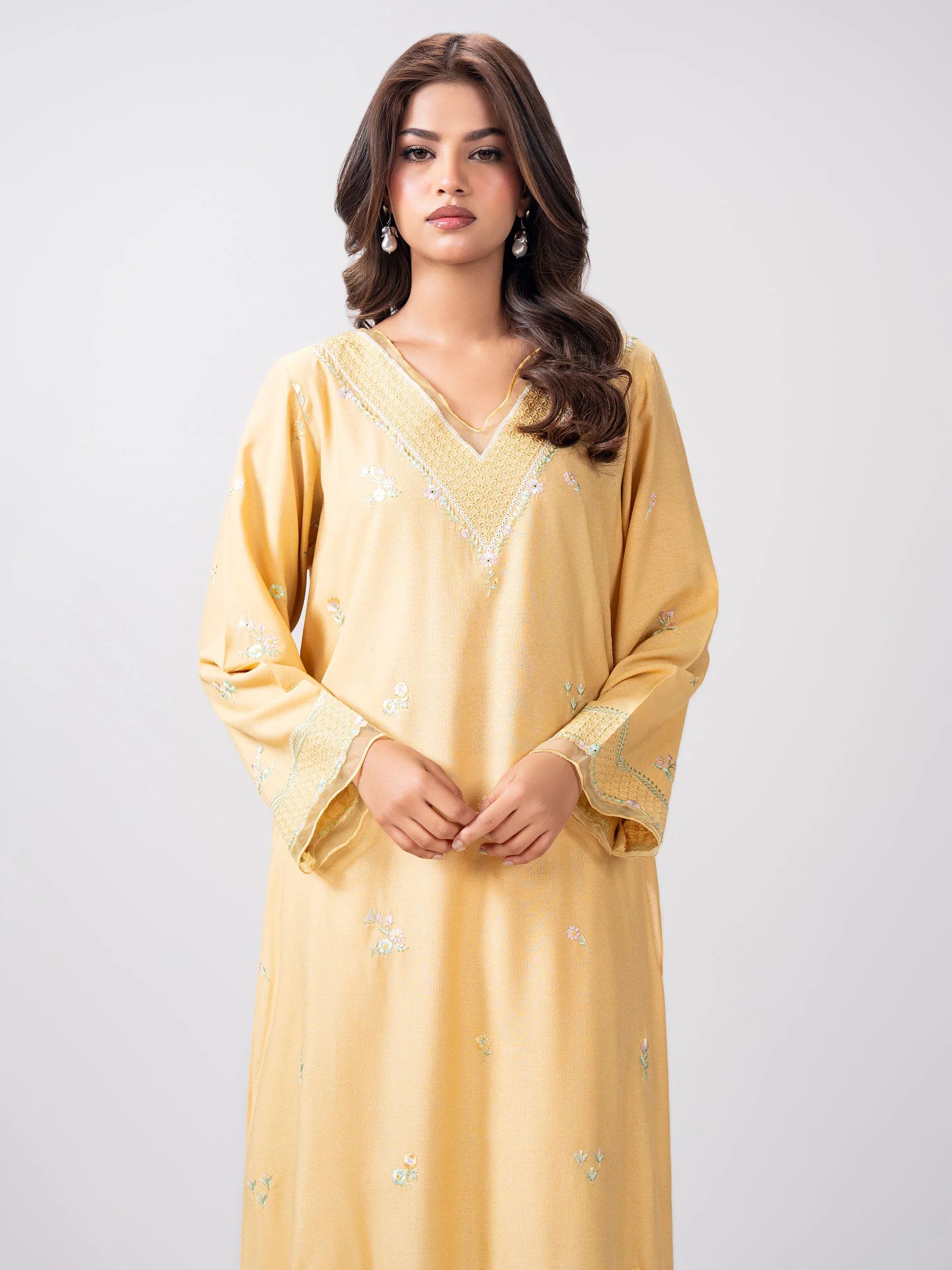 2 Piece Karandi Suit- Embroidered (Pret) - Image 5