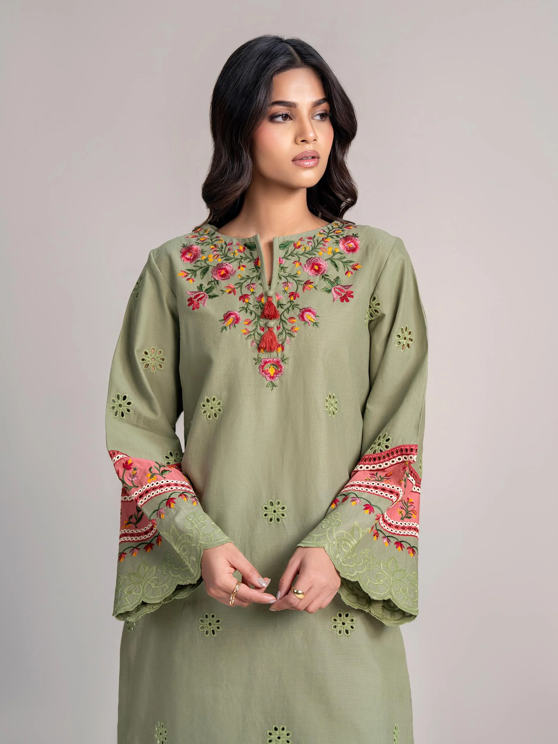 2 Piece Khaddar Suit- Embroidered Pret - Image 4