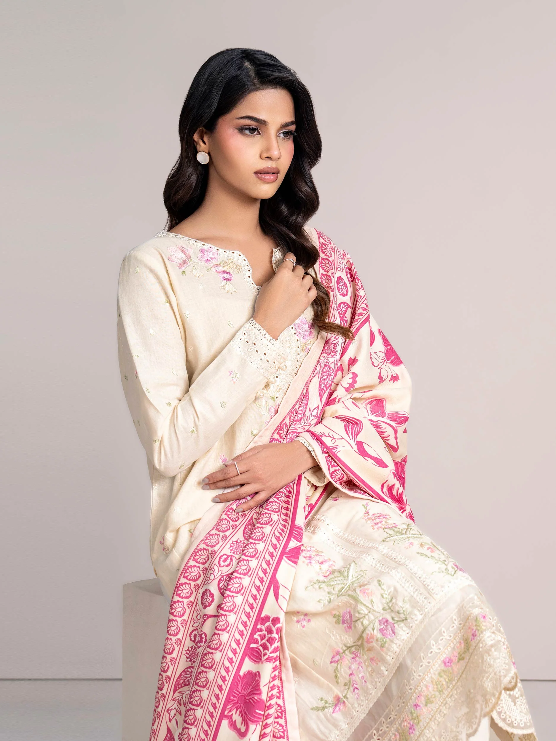 2-Piece Khaddar Suit- Embroidered (Pret) - Image 5
