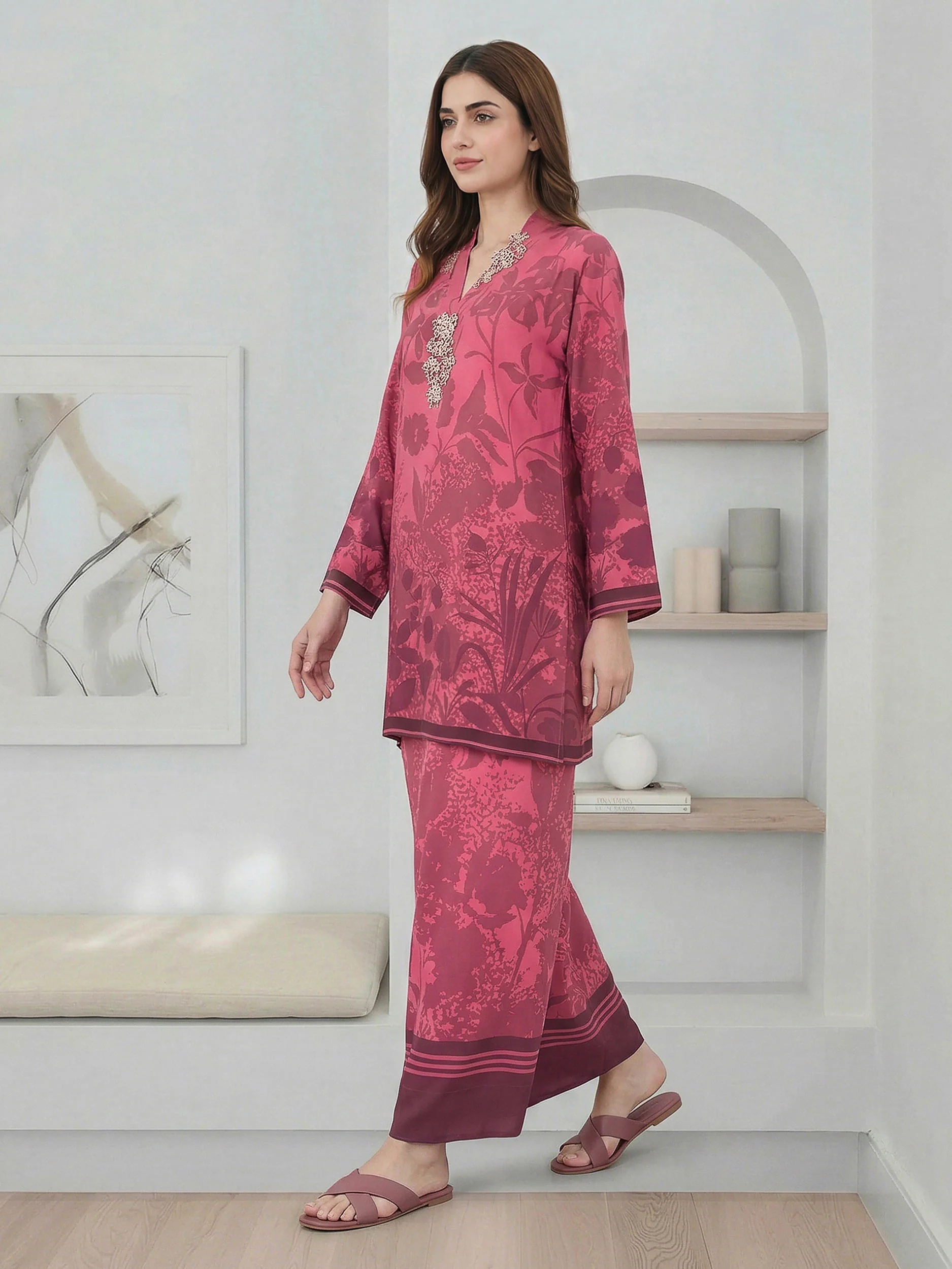 2 Piece Grip Suit- Embroidered (Pret) - Image 2