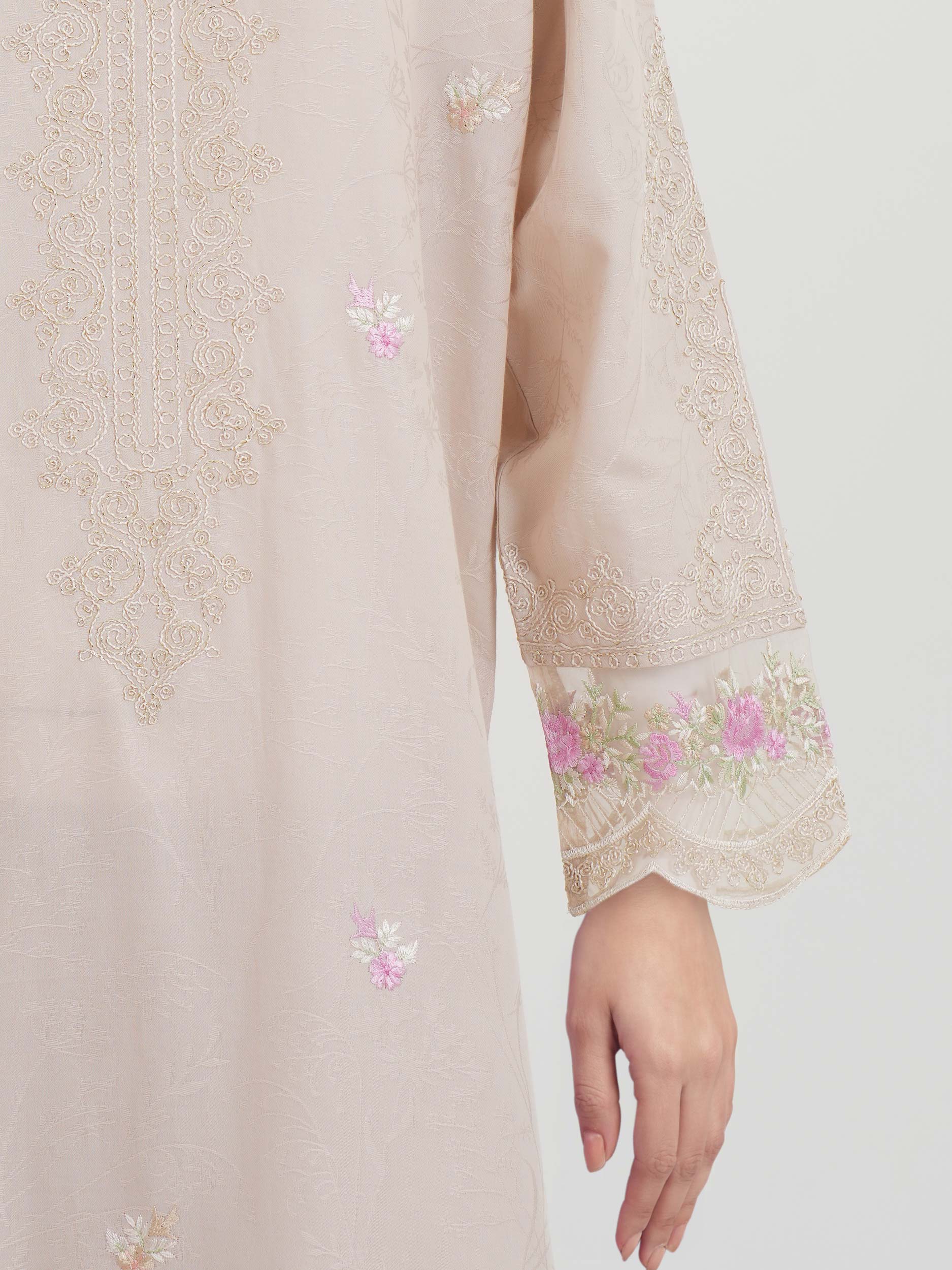 3 Piece Yarn Dyed Suit- Embroidered (Pret) - Image 4