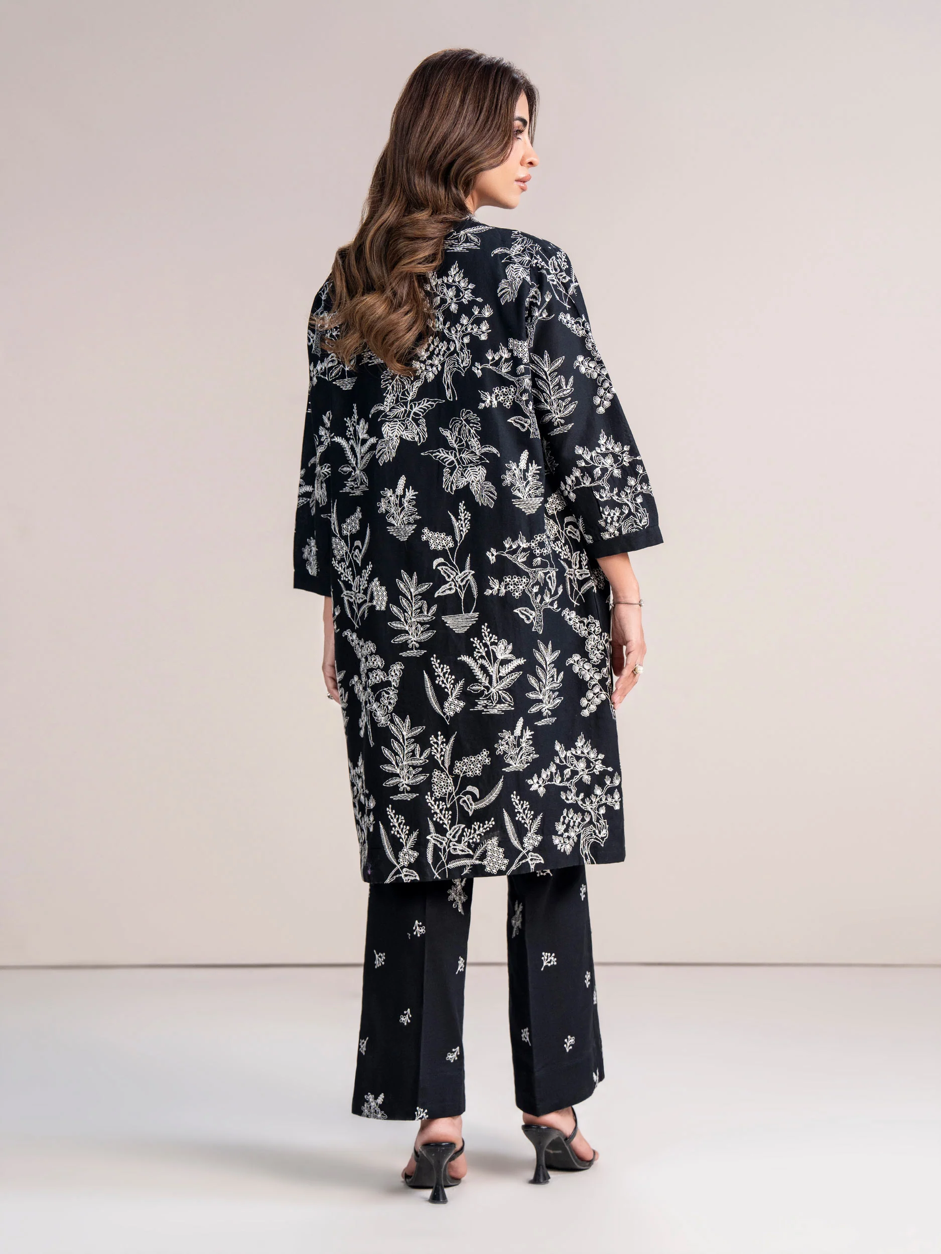 2 Piece Cardigan Khaddar Suit- Embroidered (Pret) - Image 3