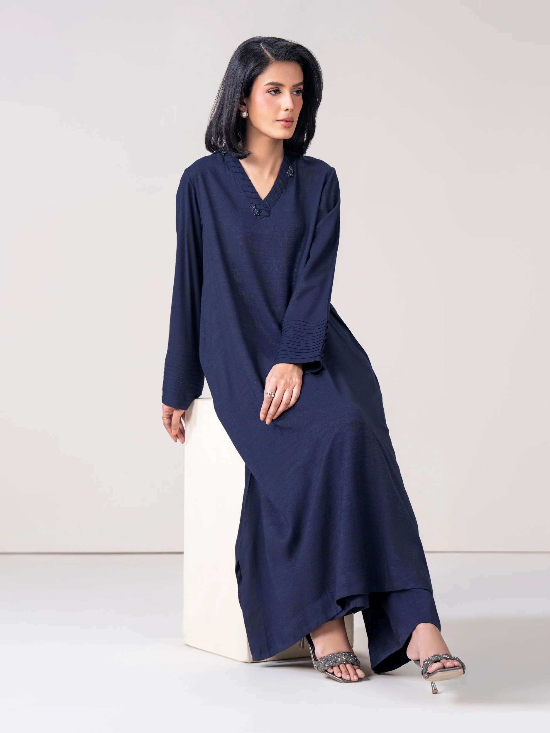 2-Piece Zari Karandi Suit (Pret) - Image 5