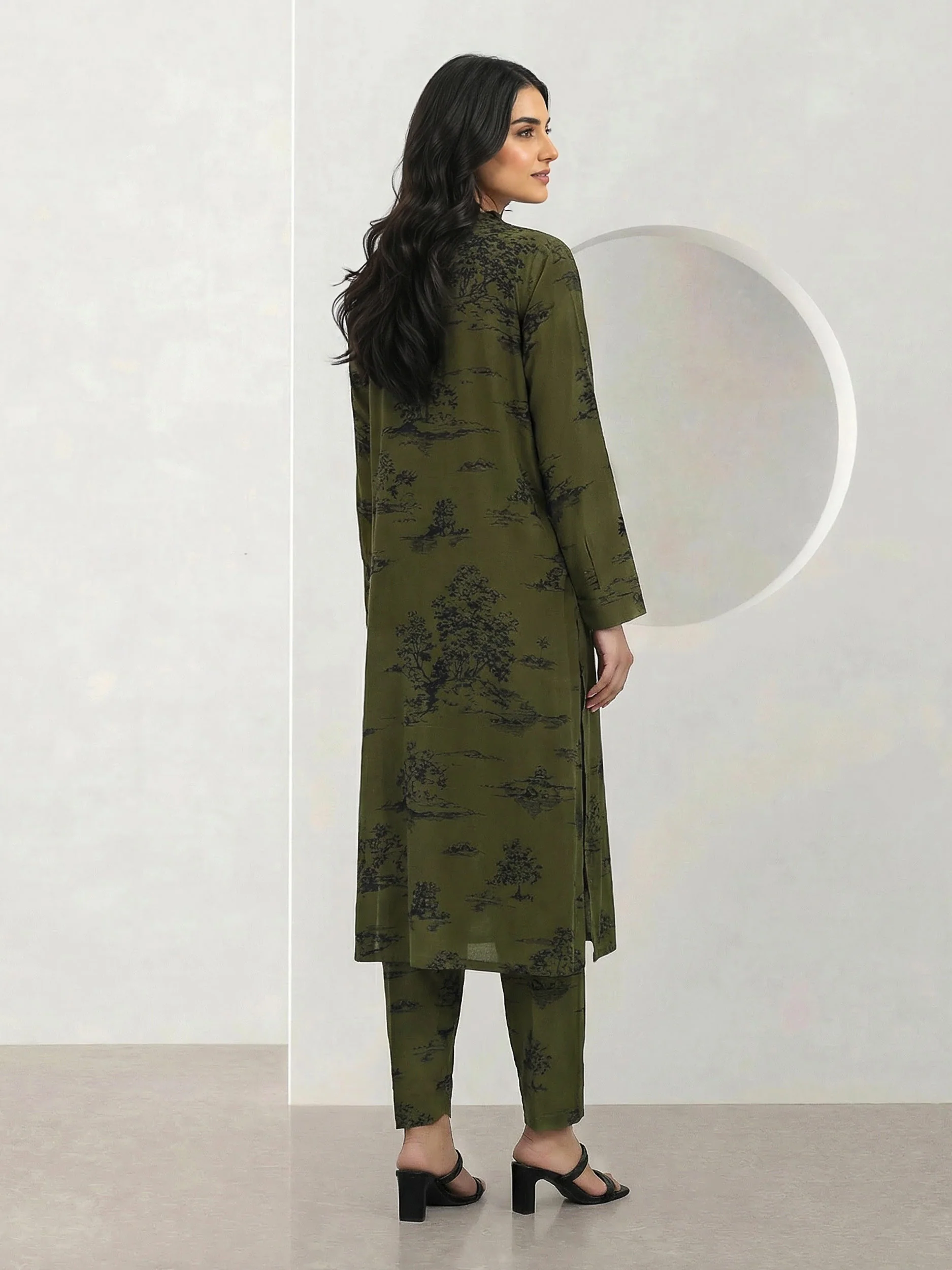 2 Piece Viscose Suit (Pret) - Image 2