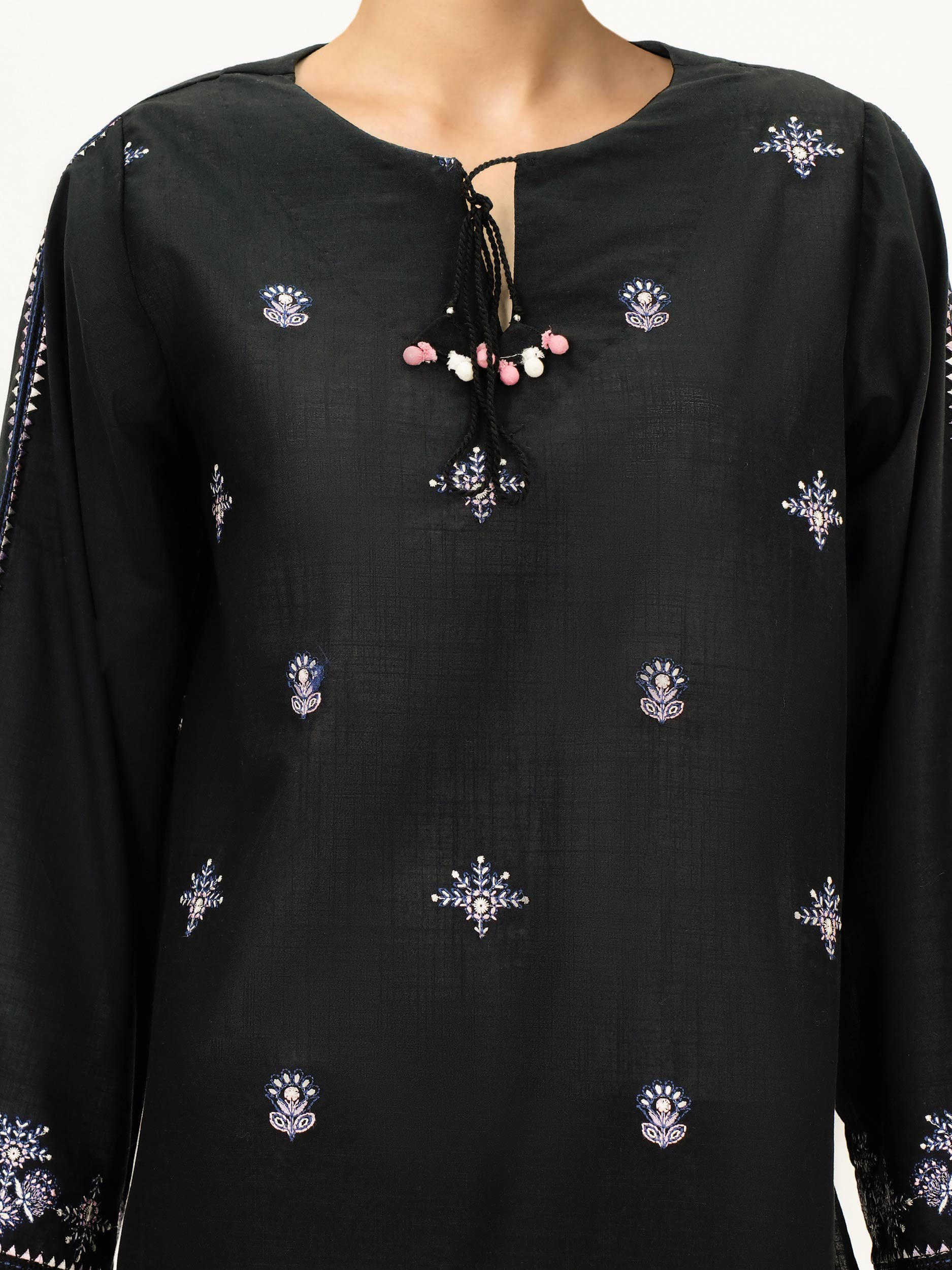 Lawn Slub Kurti- Embroidered (Pret) - Image 4