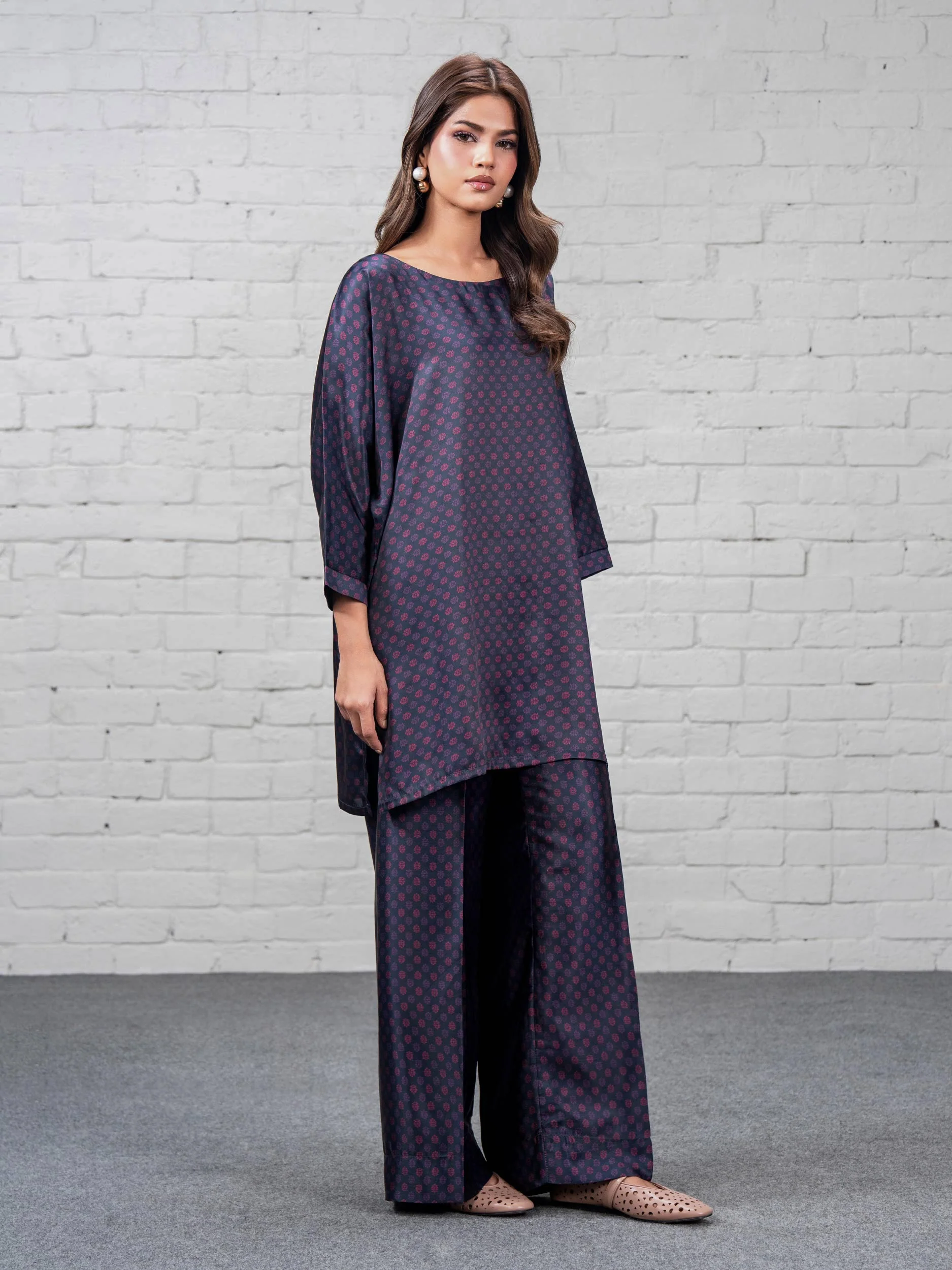 2 Piece Silk Suit (Pret) - Image 2
